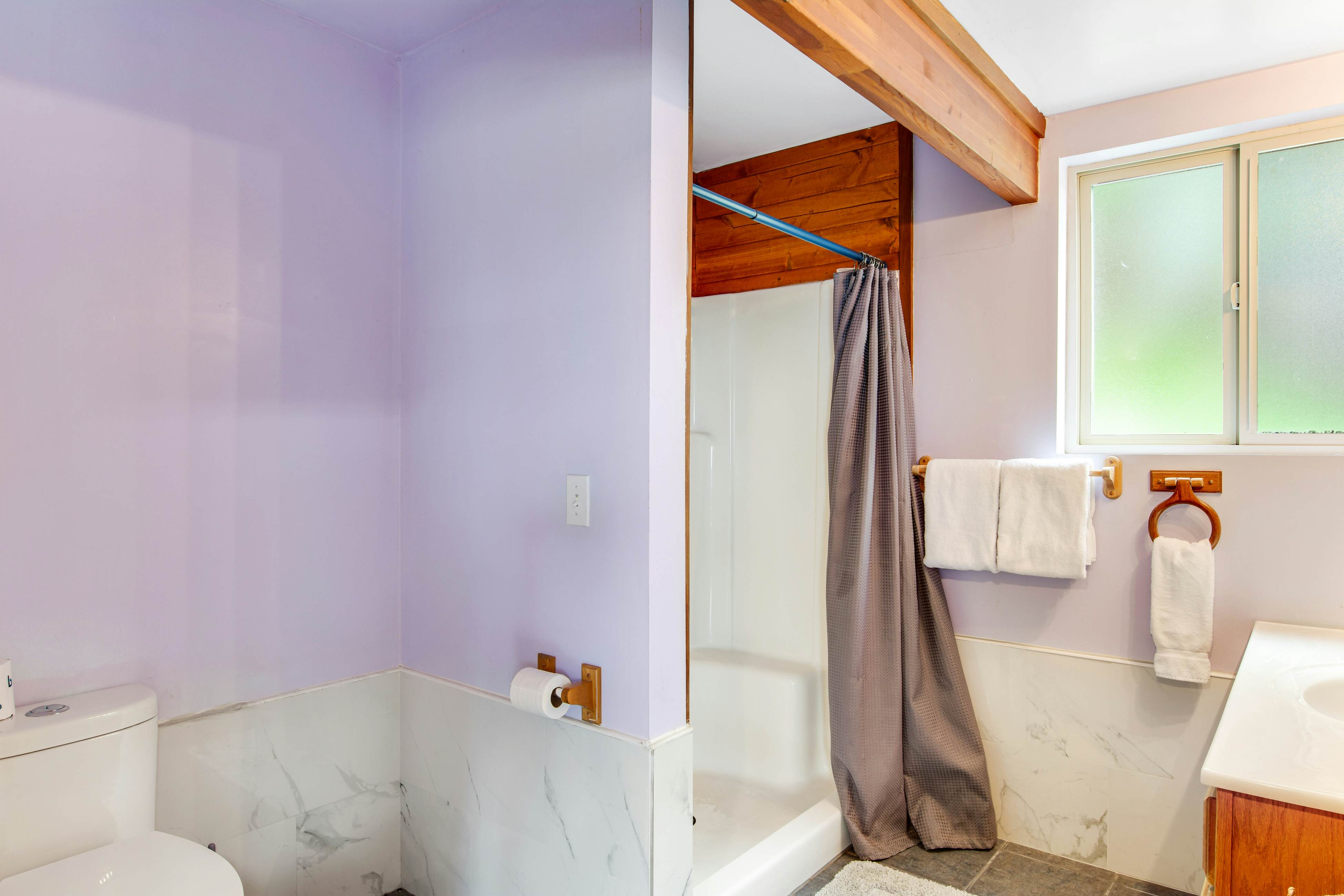 Port Angeles Blue Mountain Lodge with Bunkhouse