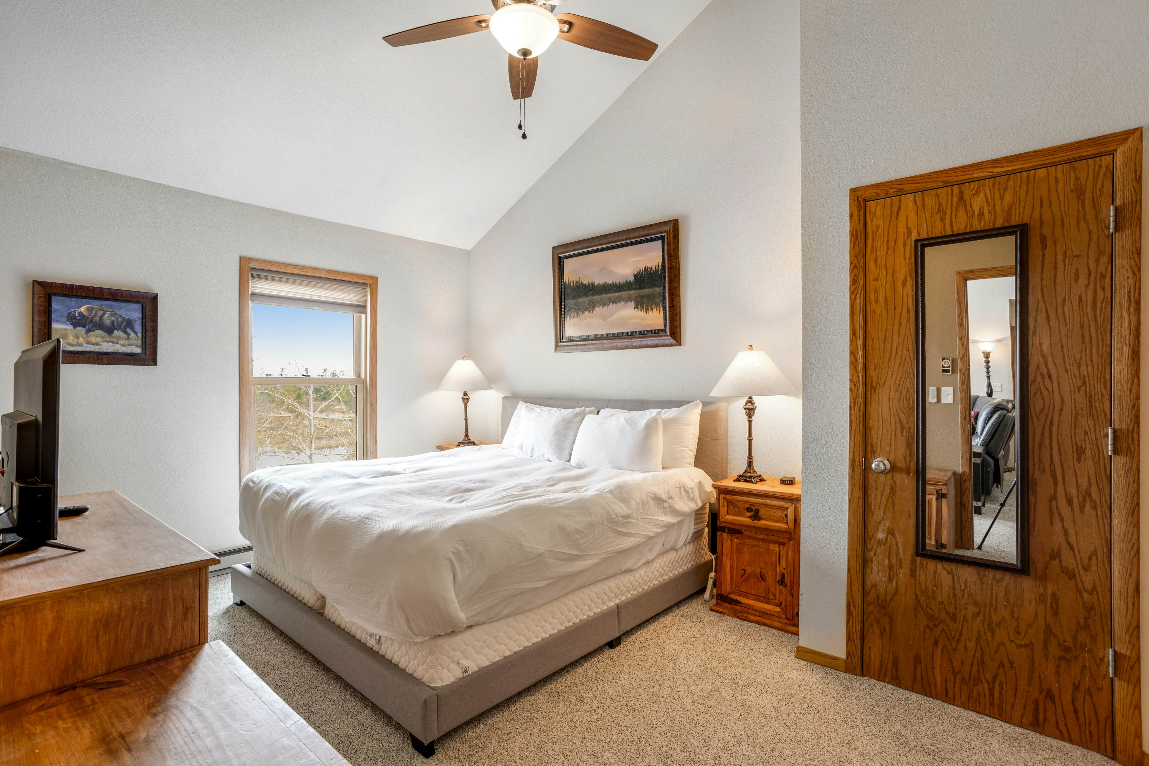 Snowdance Manor  403