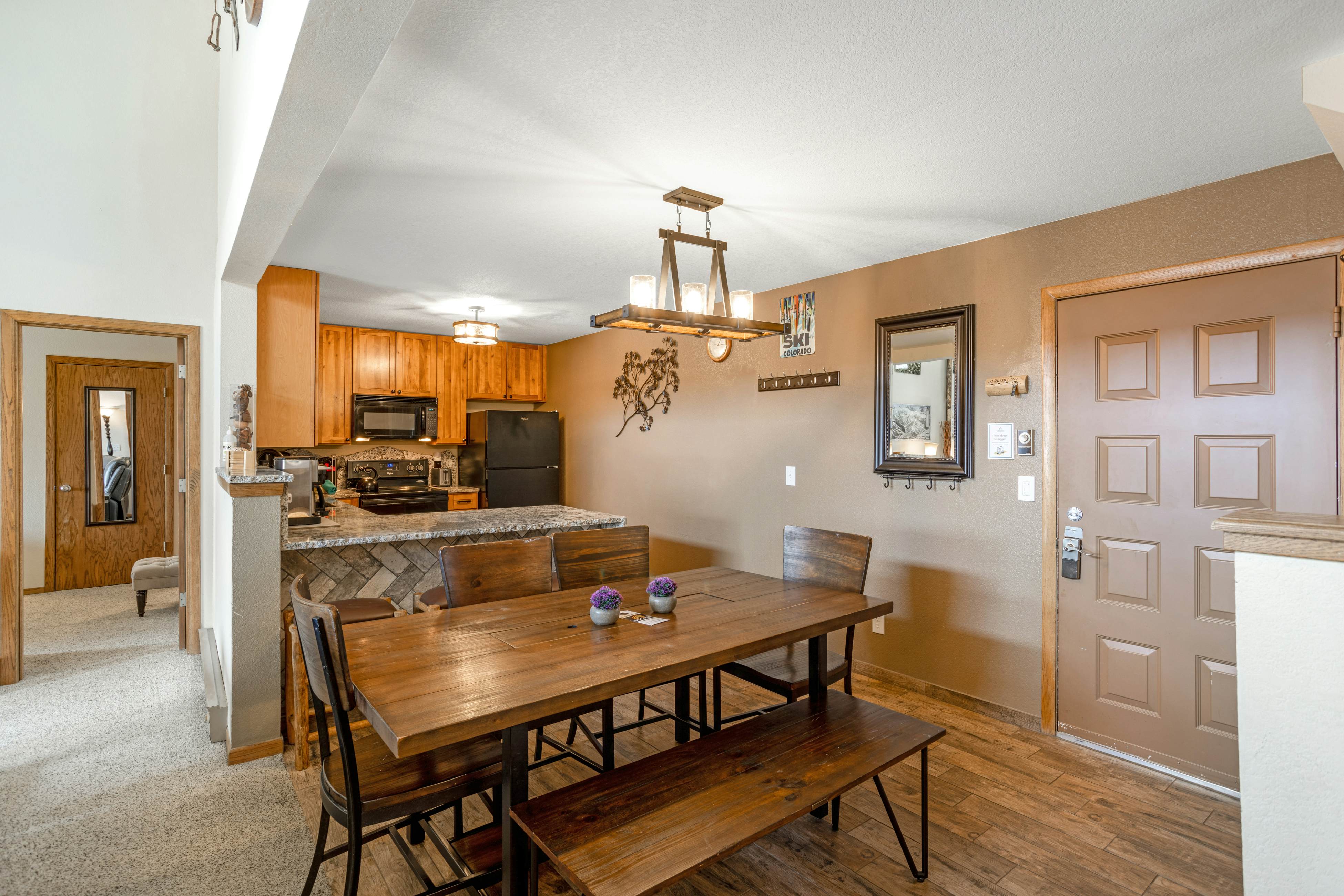 Snowdance Manor  403