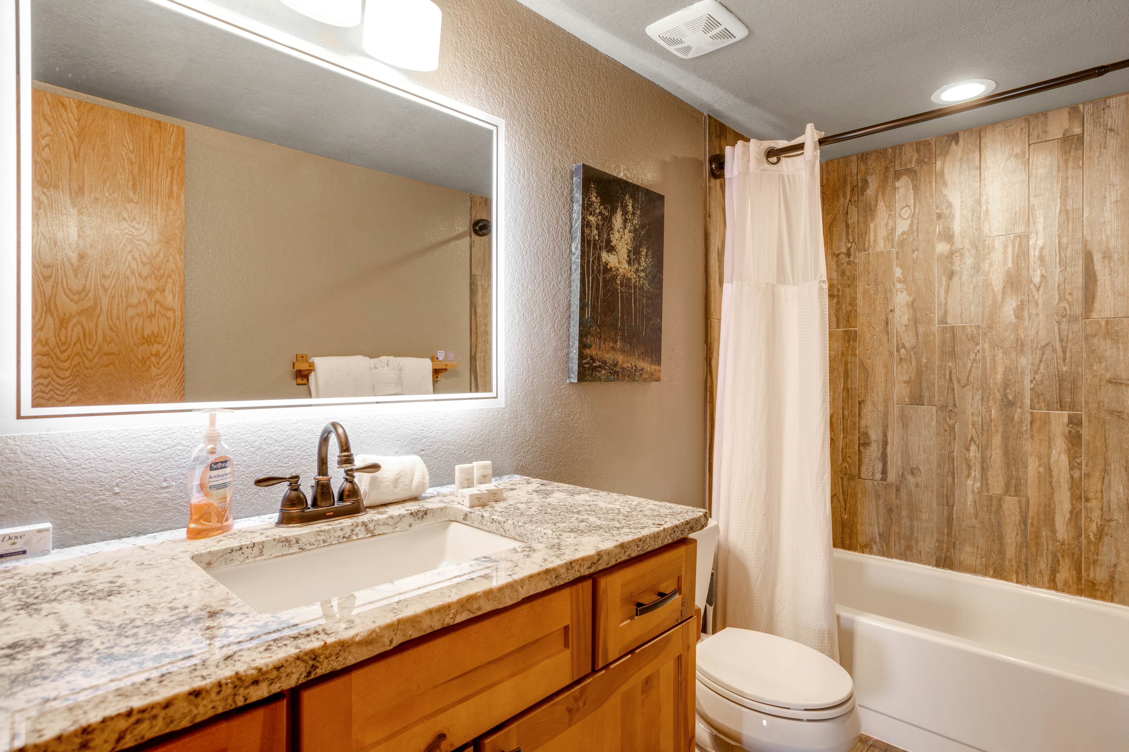 Snowdance Manor  403