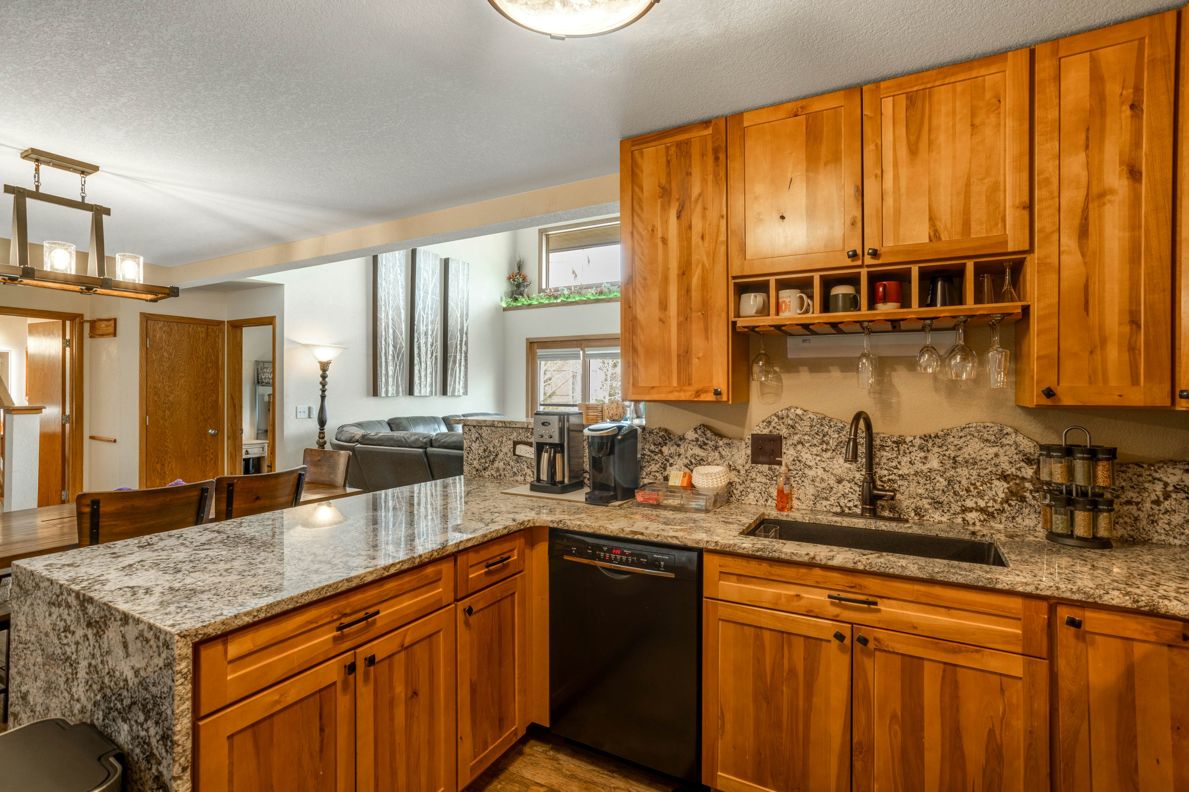 Snowdance Manor  403