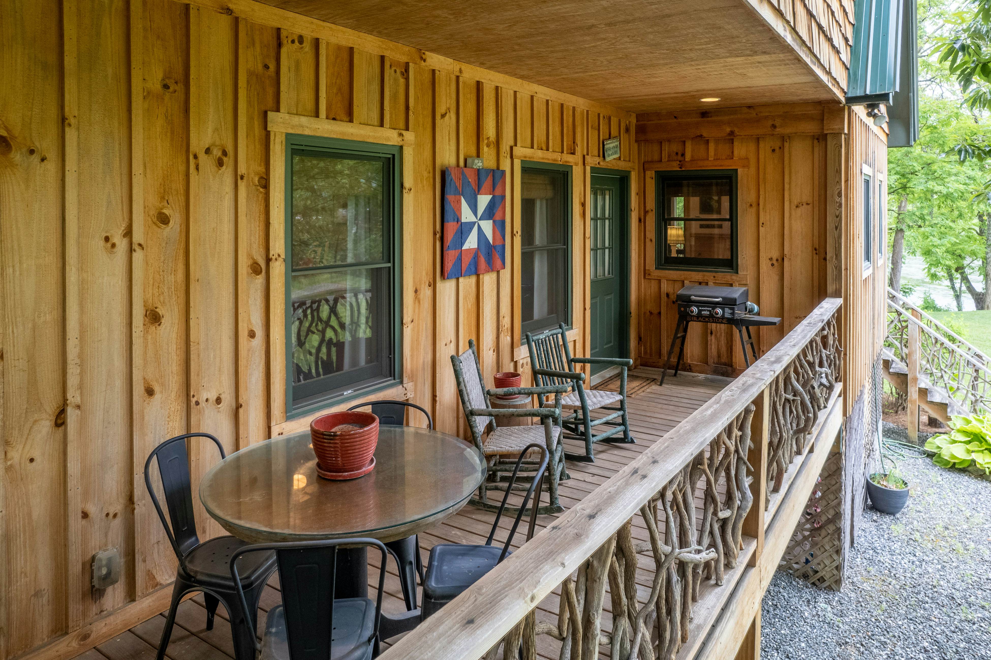 Water's Edge Cabin 2 BD Sylva, NC Vacation Rental Vacasa