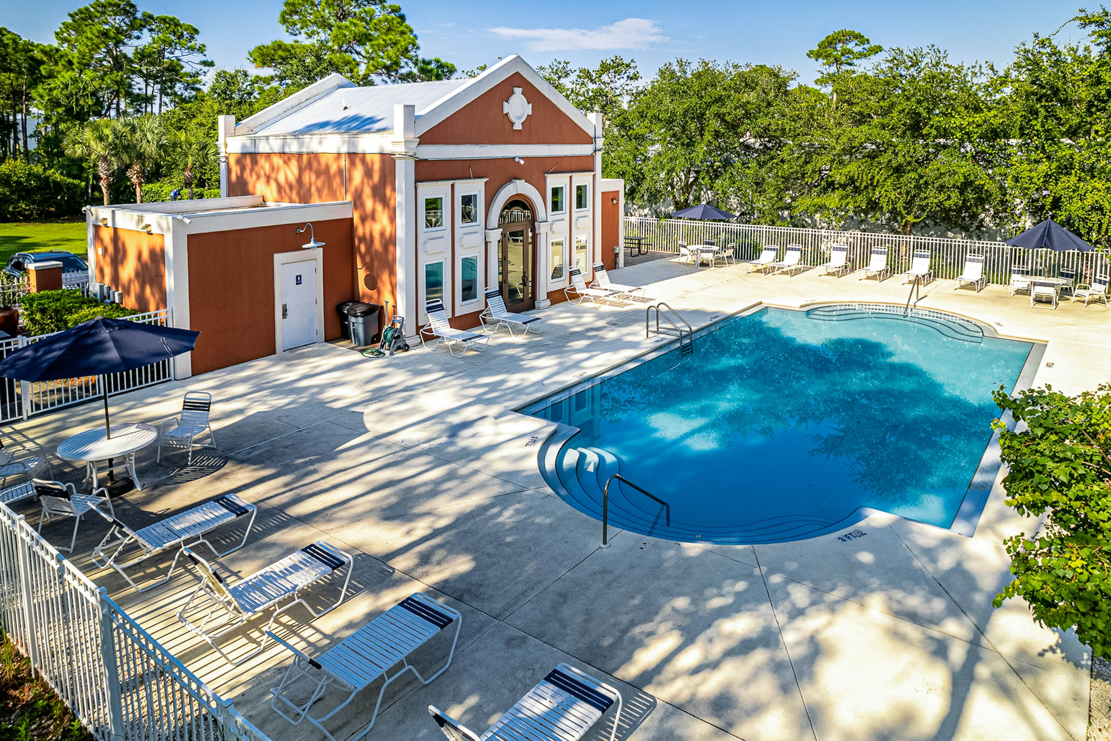 Sandpiper at Miramar Beach