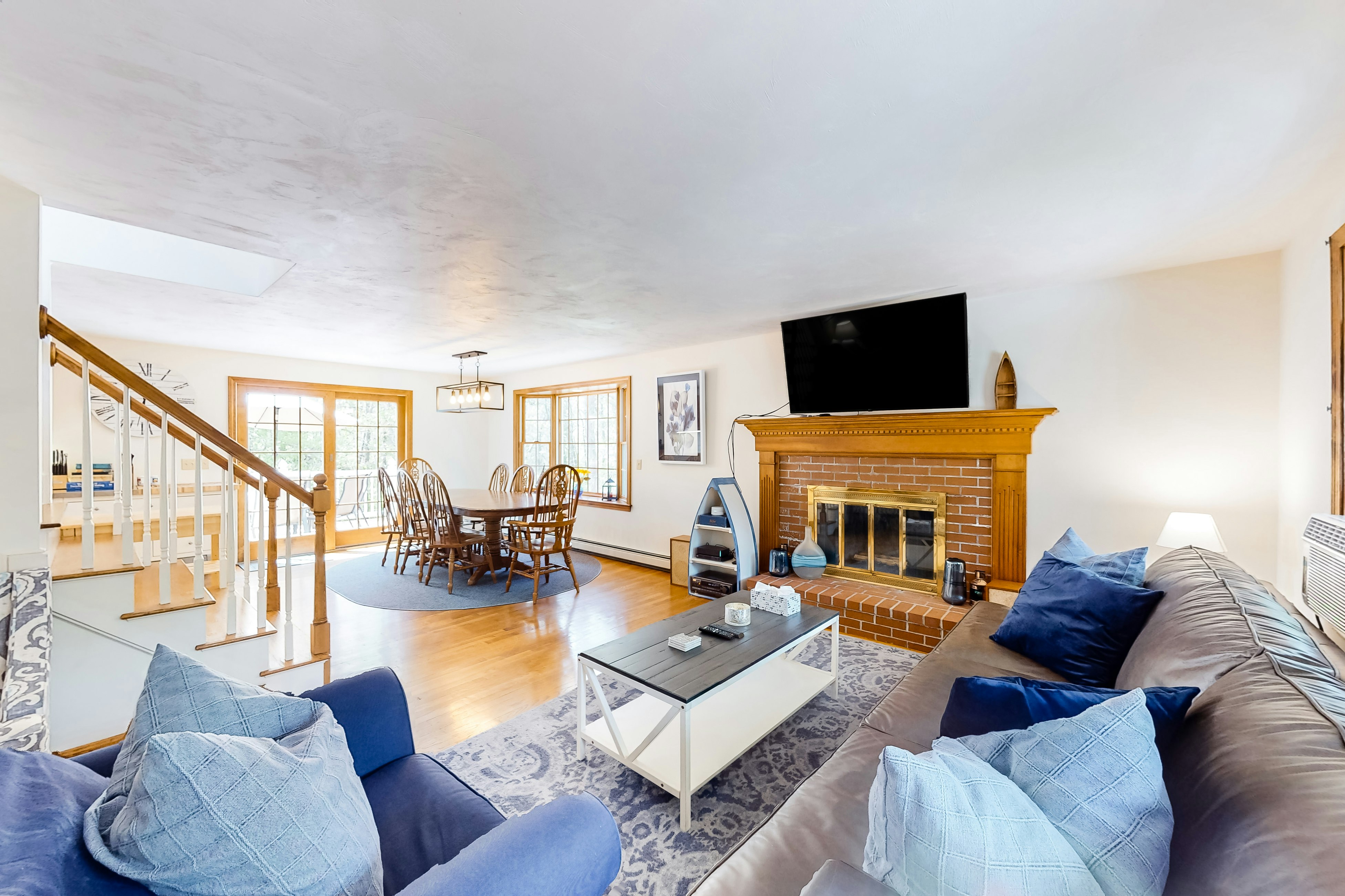 Stevie, the Cape Farmhouse