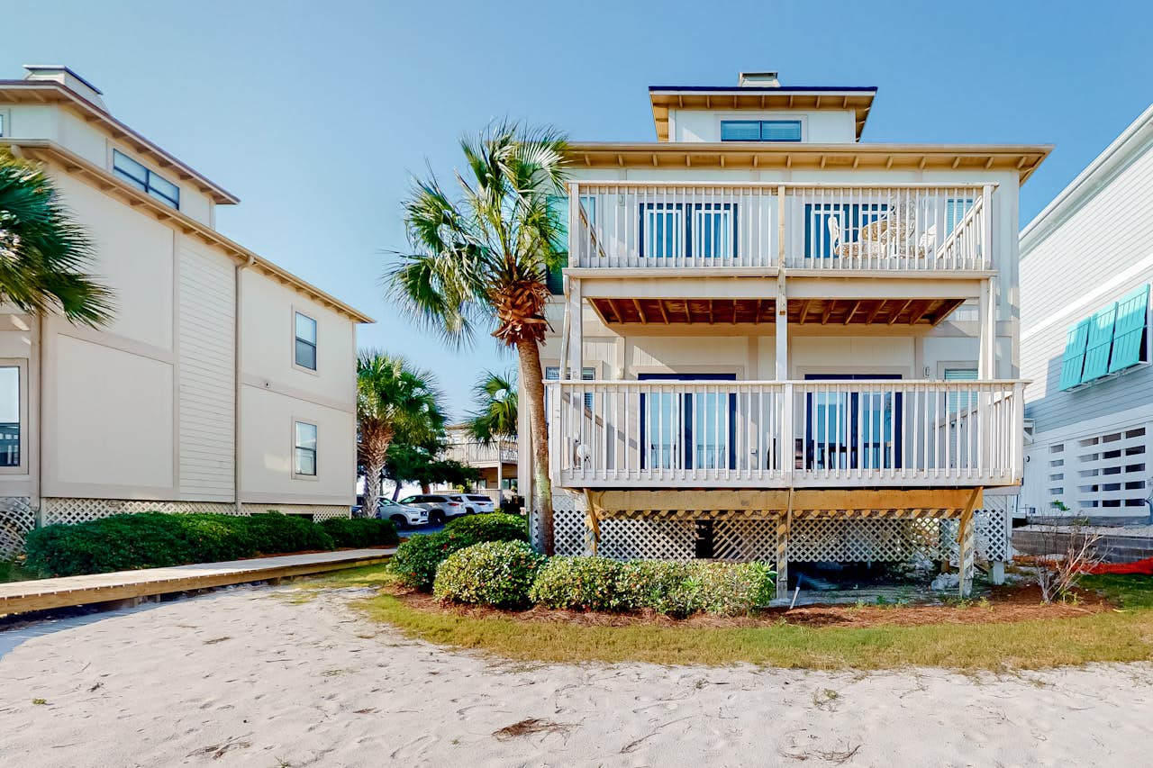 Molokai Villas 6A 2 BD Perdido Key, FL Vacation Rental Vacasa