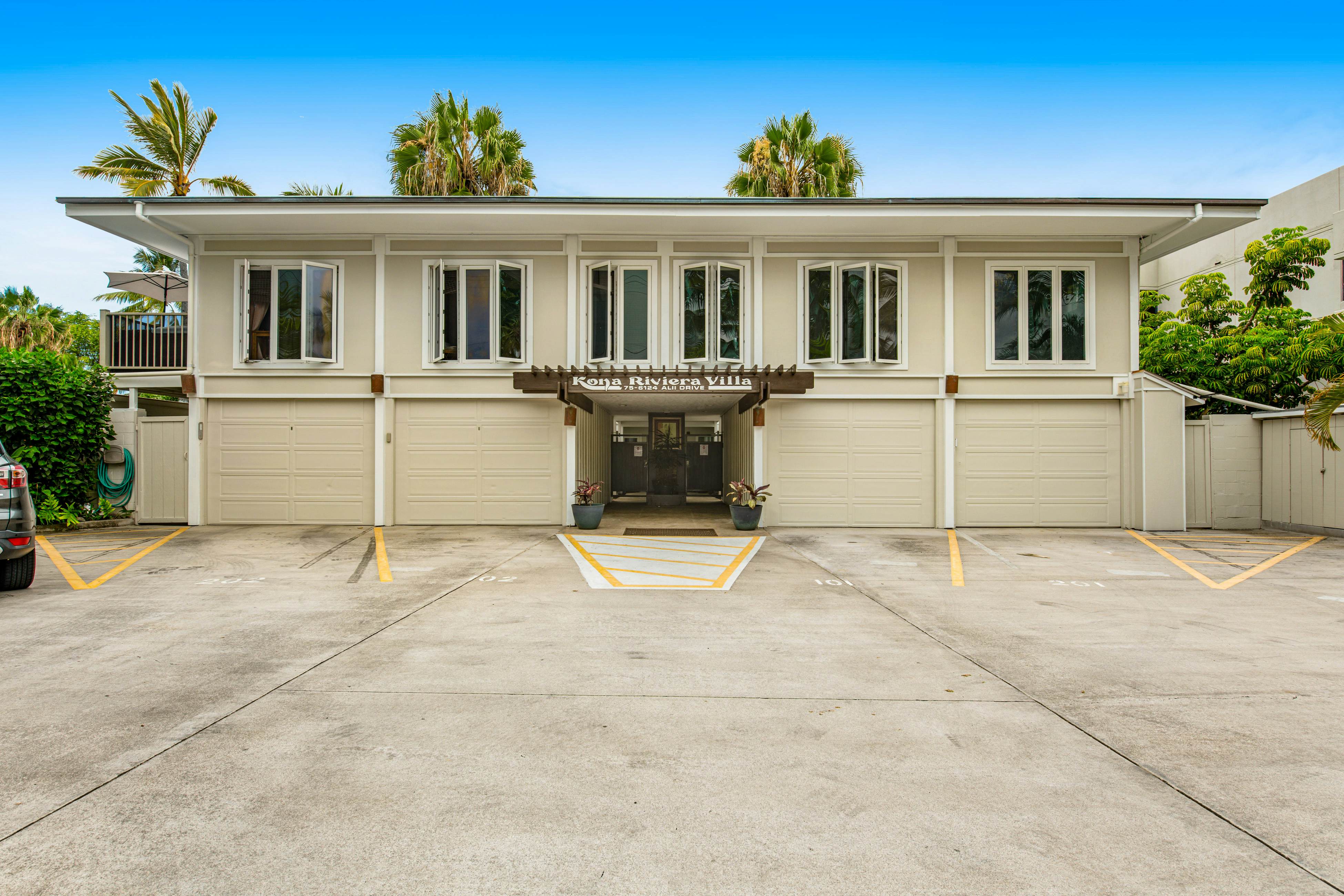 Kona Riviera Villa #101