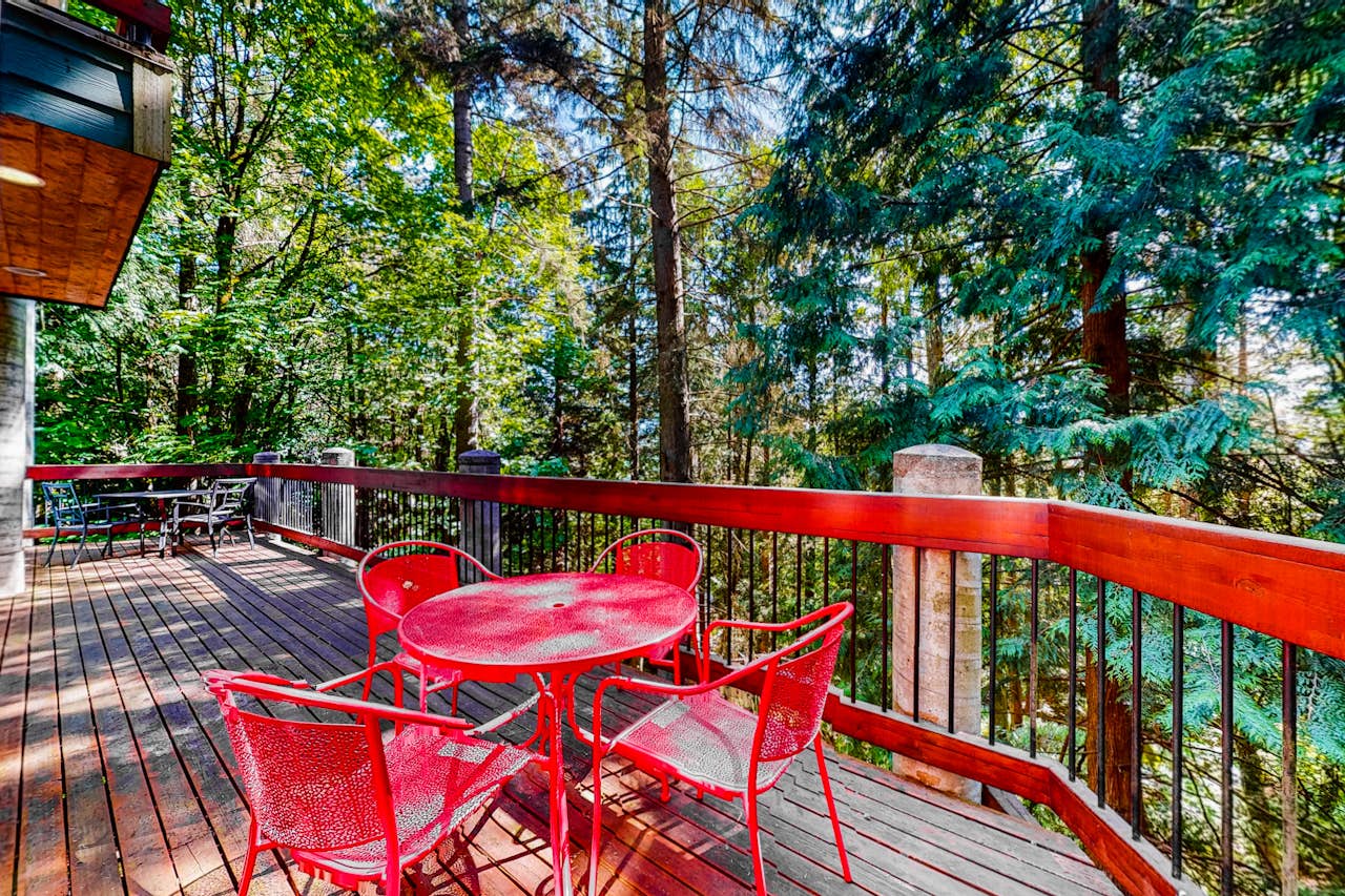 Cascade Dreams 4 BD Bellingham, WA Vacation Rental Vacasa