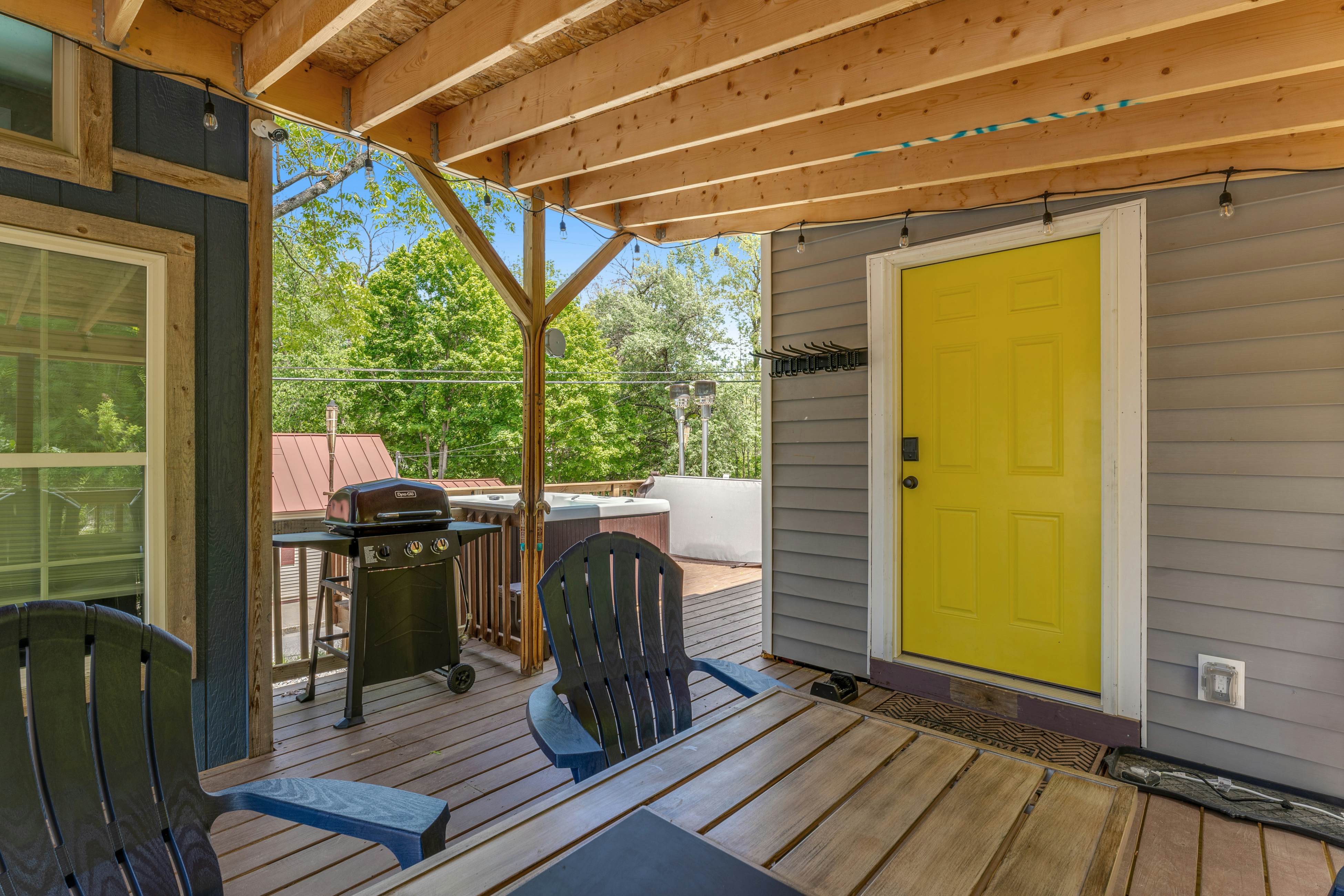 Tiny Homes on Pleasant