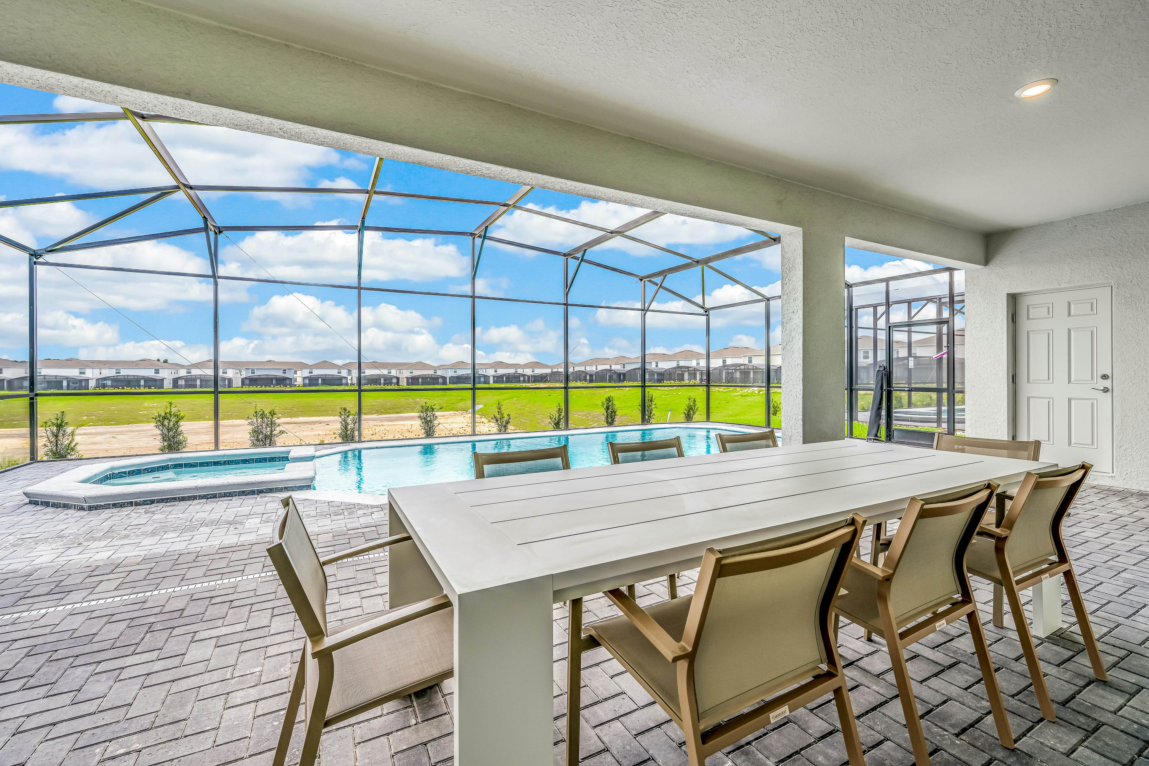 Delightful Retreat - Windsor Island Resort