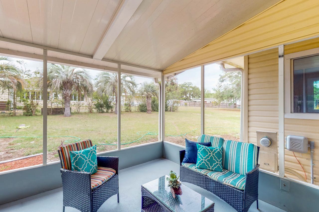 Casa Linda 2 BD Summerfield, FL Vacation Rental Vacasa