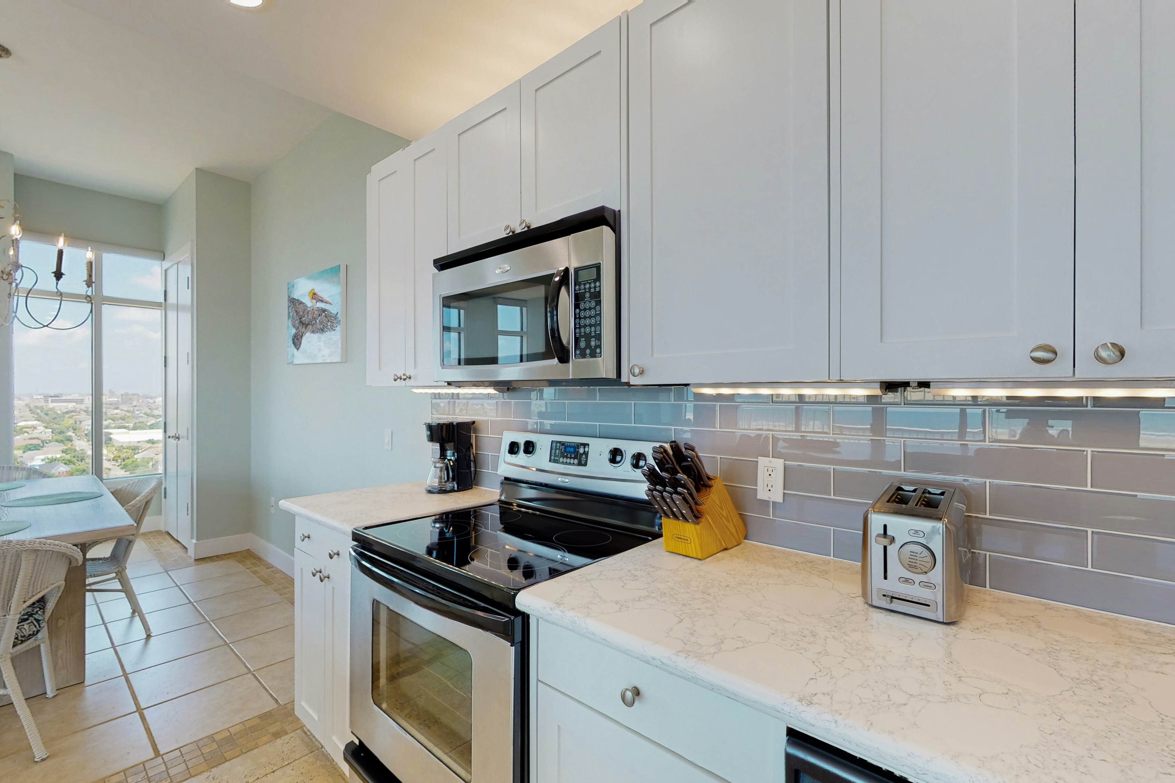 Emerald By the Sea 1214 - Sea for Miles