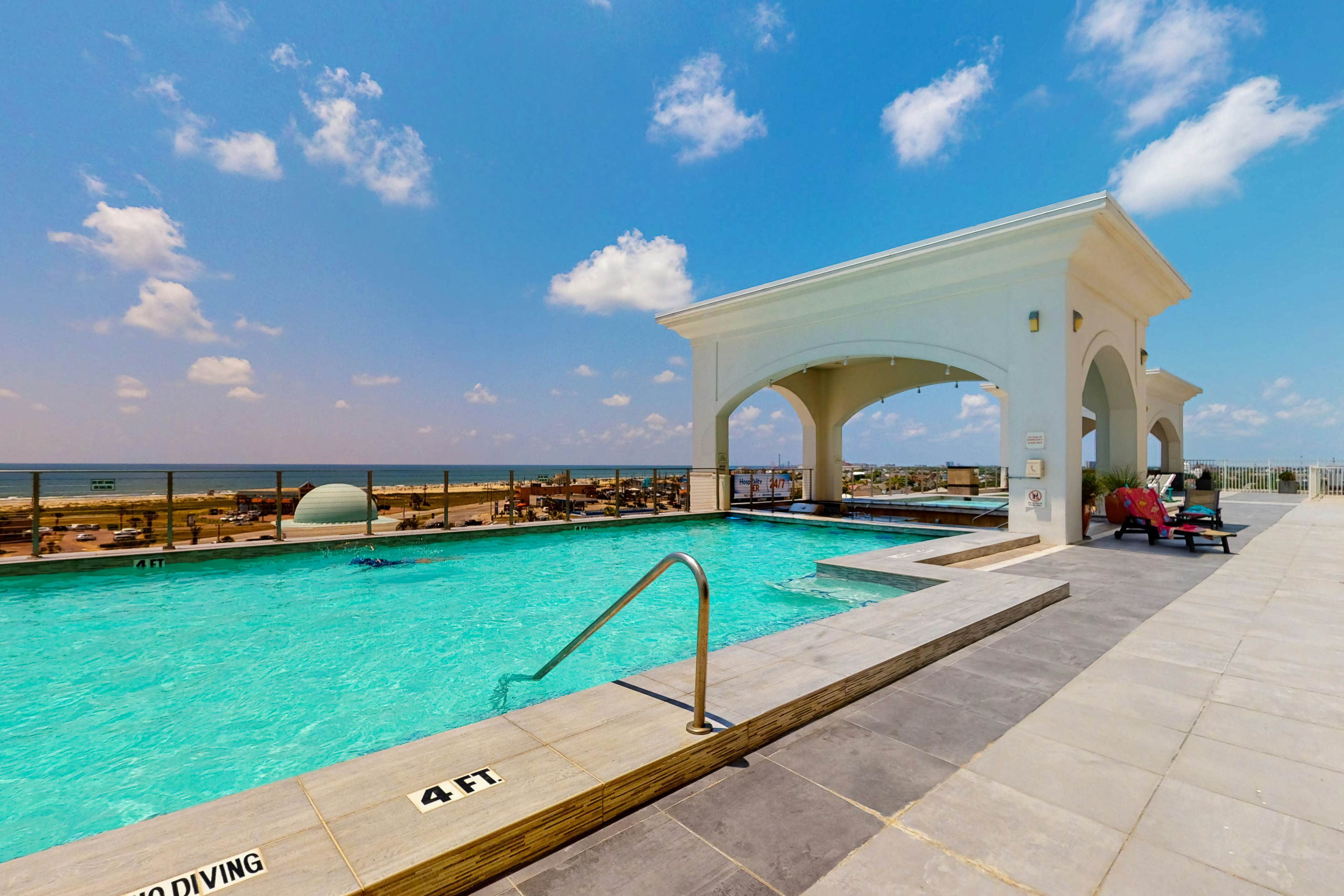 Emerald By the Sea 1214 - Sea for Miles