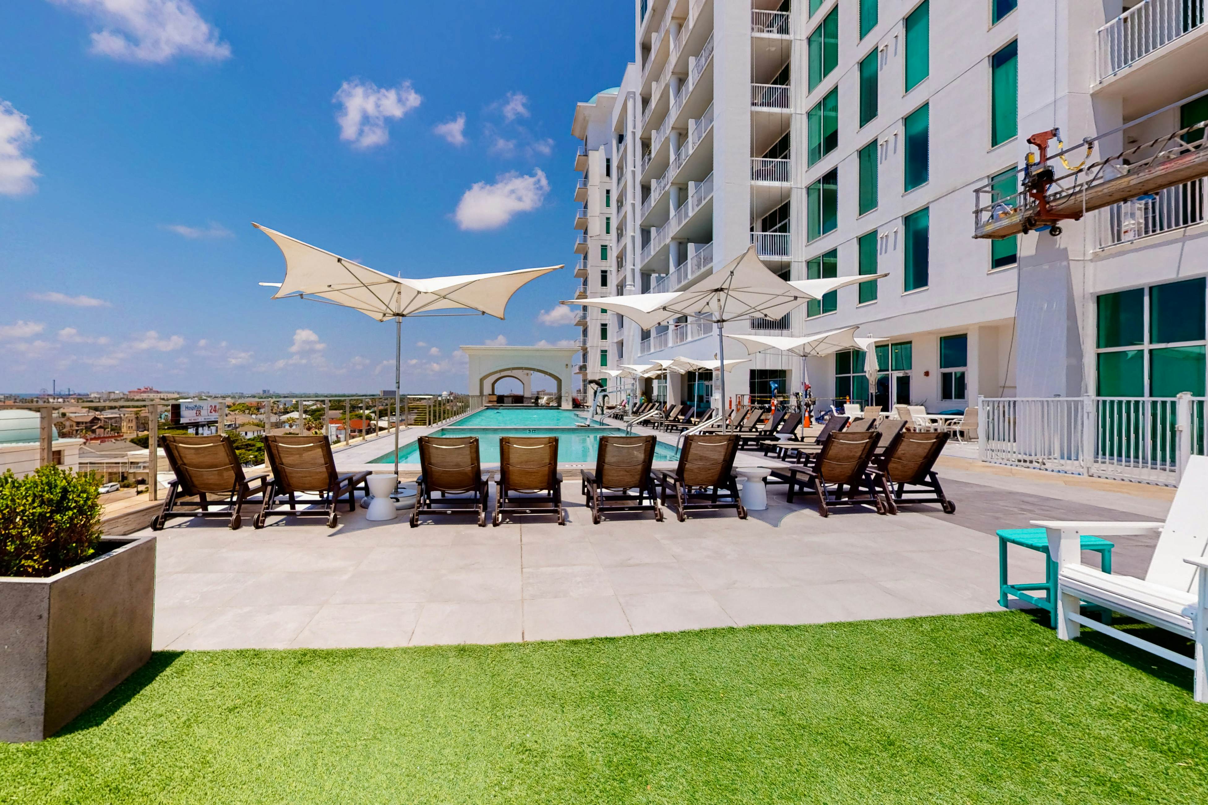 Emerald By the Sea 1214 - Sea for Miles