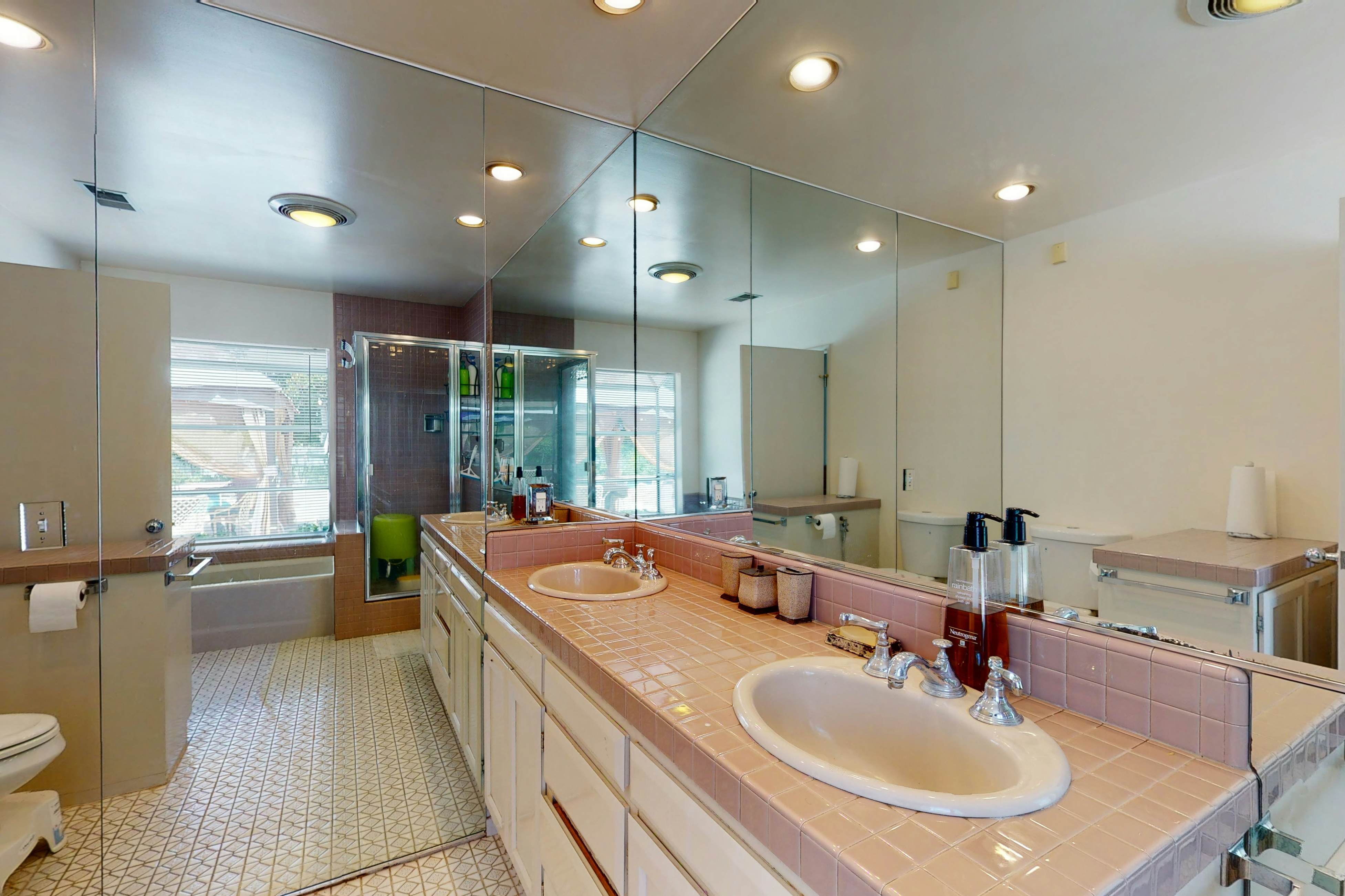 Penfield Paradise 3 BD Woodland Hills, CA Vacation Rental Vacasa