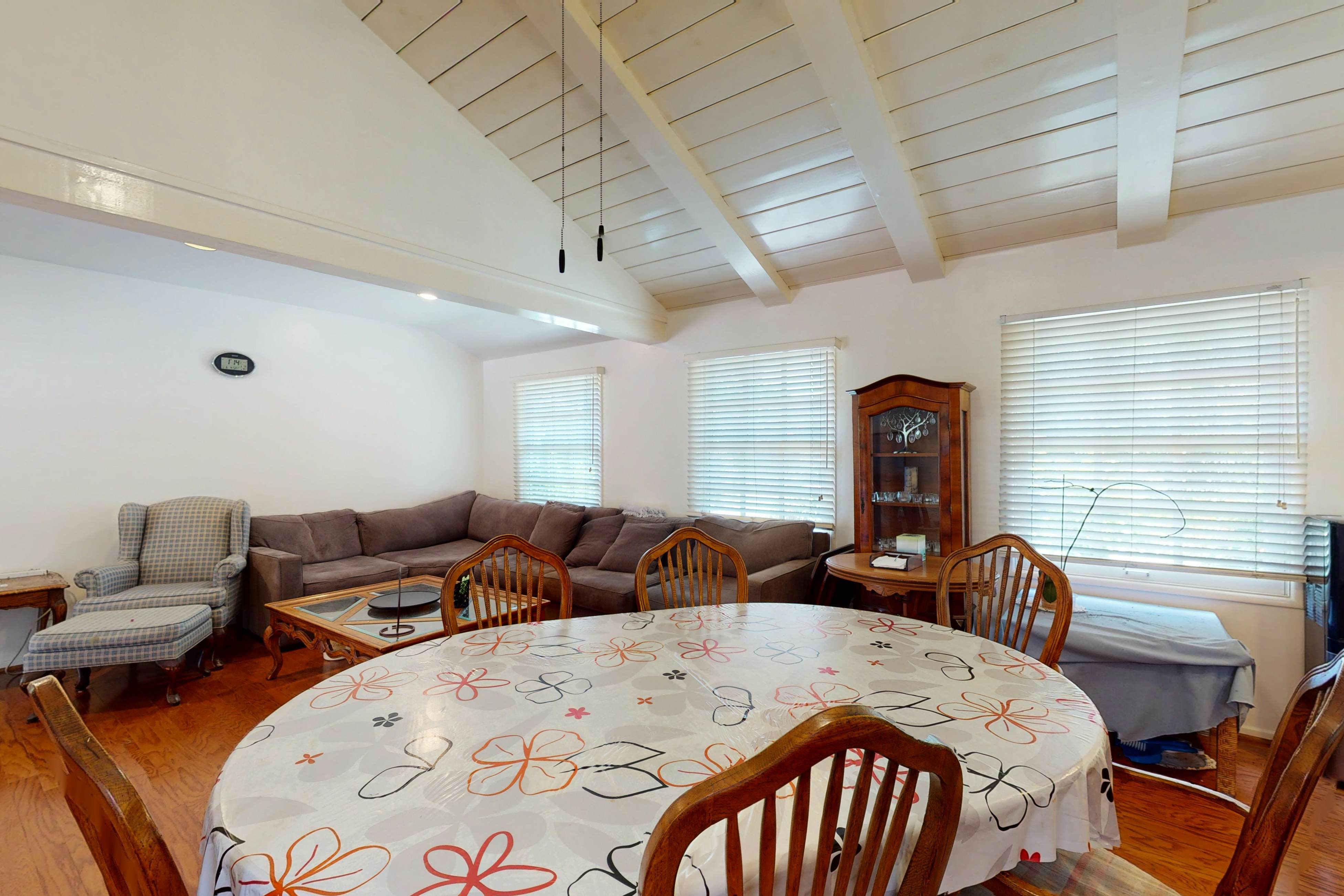 Penfield Paradise 3 BD Woodland Hills, CA Vacation Rental Vacasa