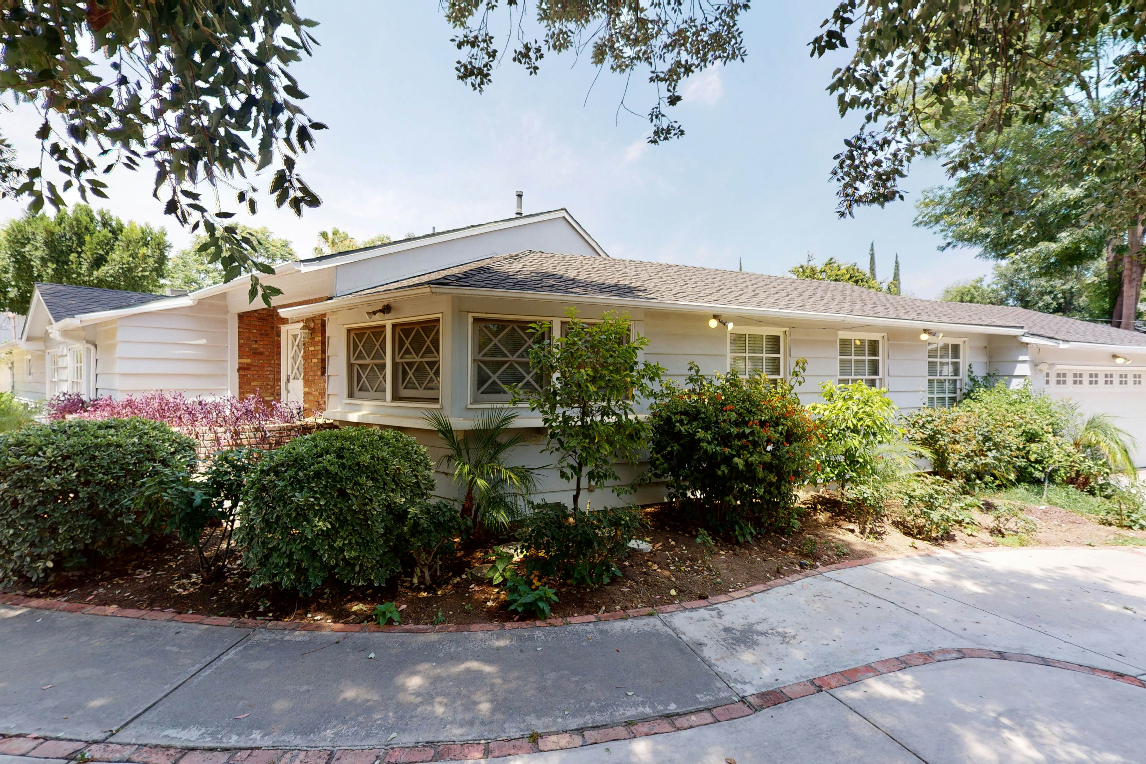 Penfield Paradise 3 BD Woodland Hills, CA Vacation Rental Vacasa