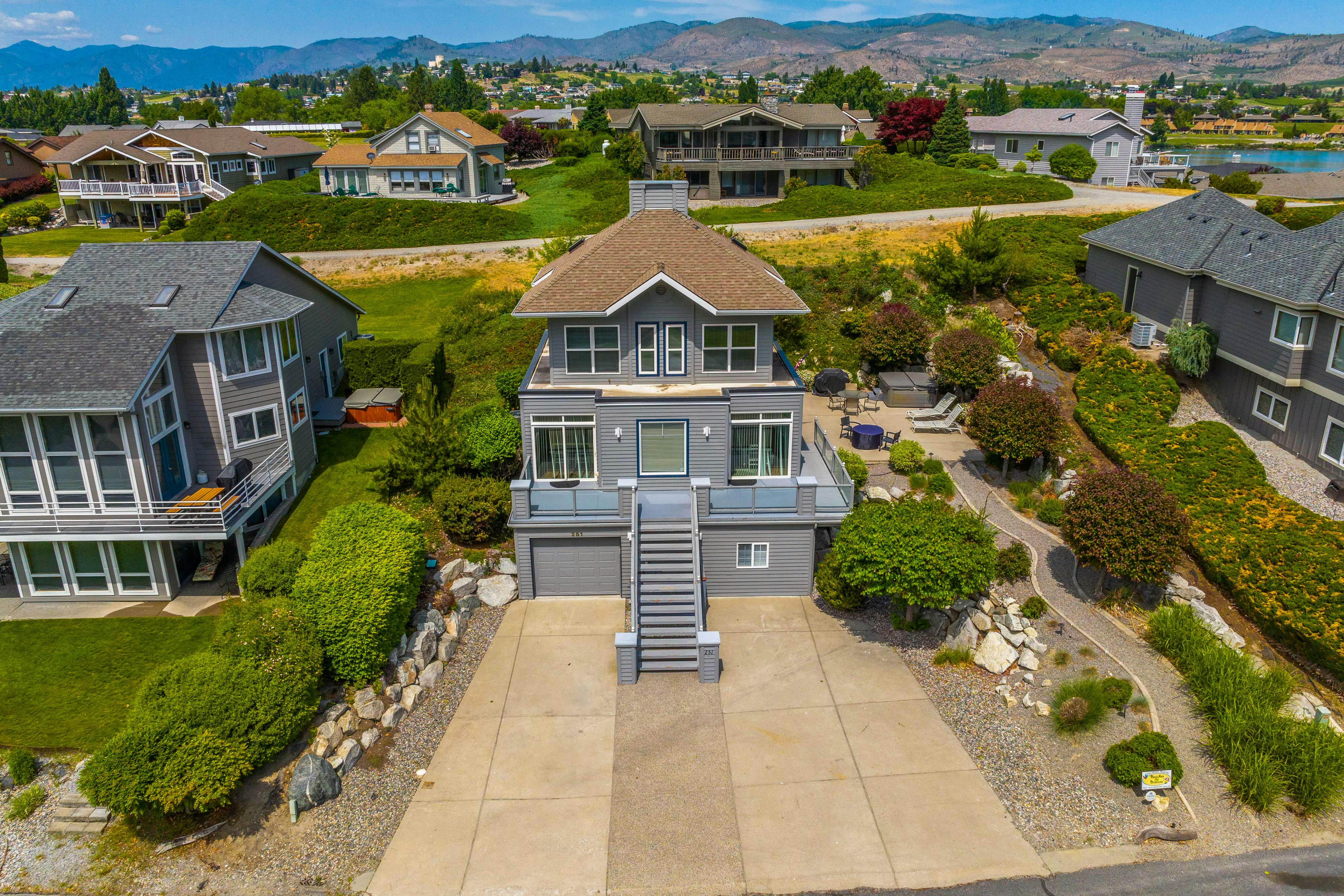 Beaches and Breezes on Wapato