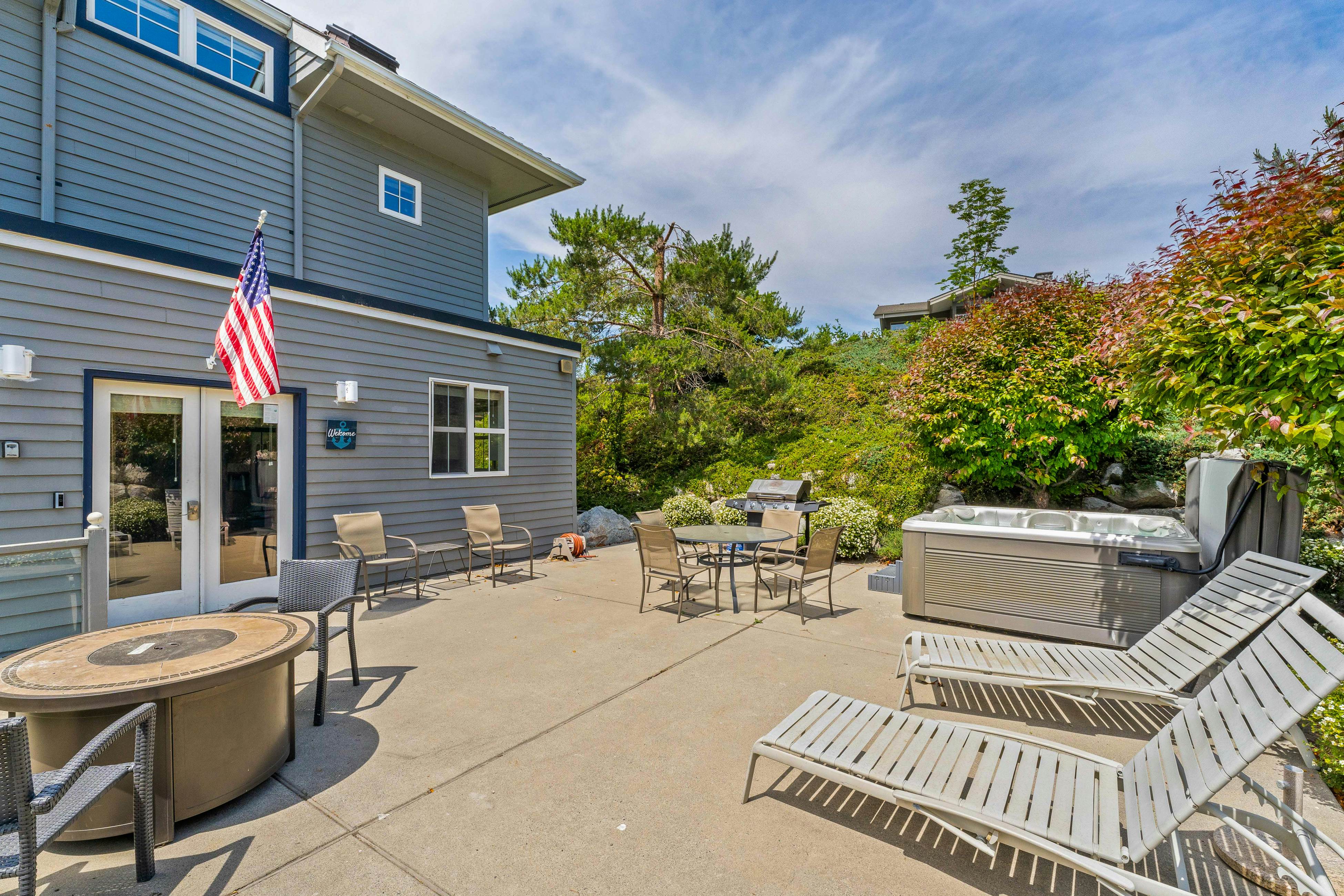 Beaches and Breezes on Wapato