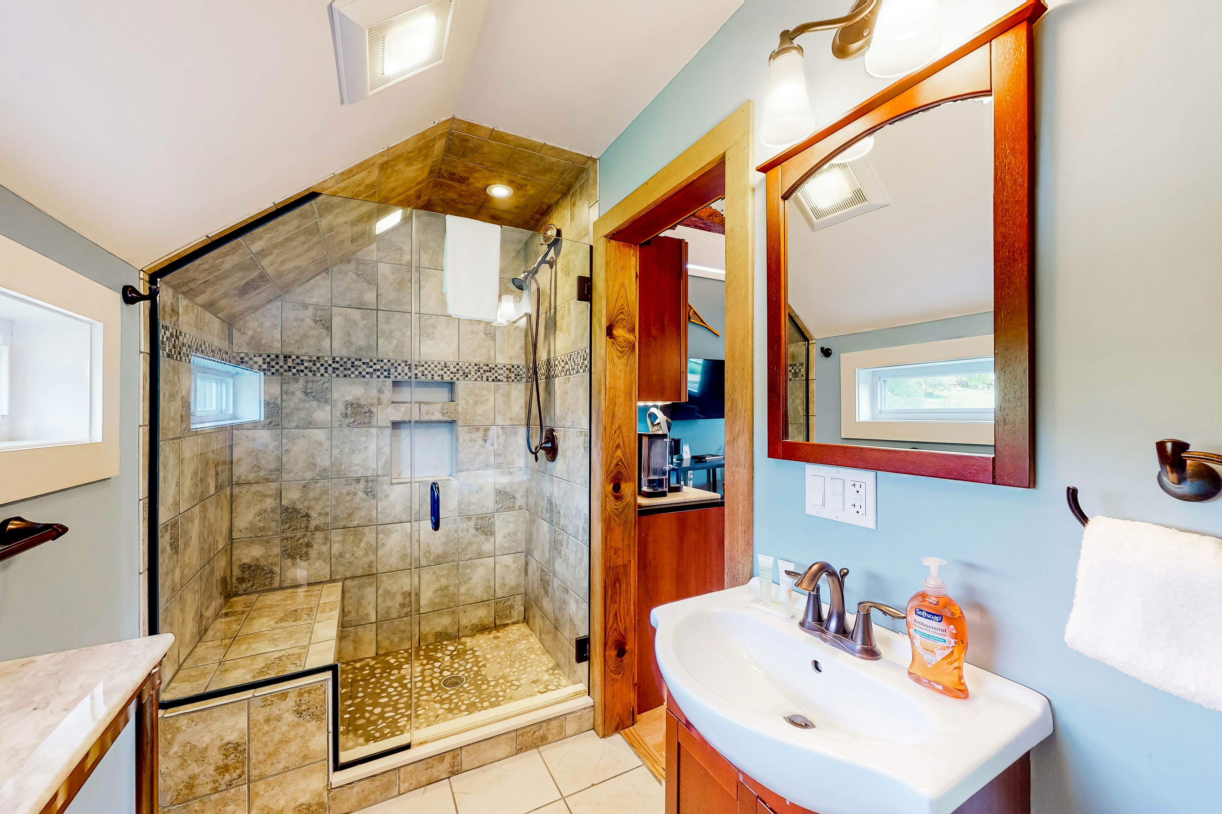 The Lodge - Suite #3