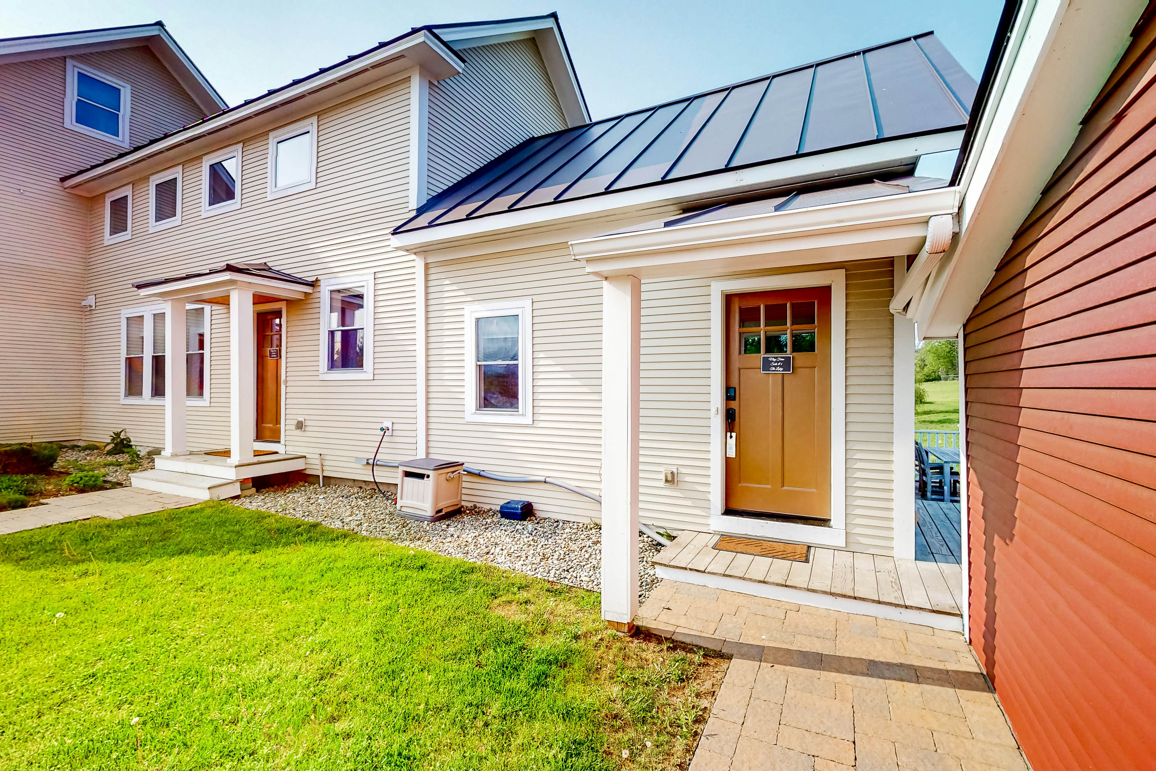 The Lodge - Suite #3