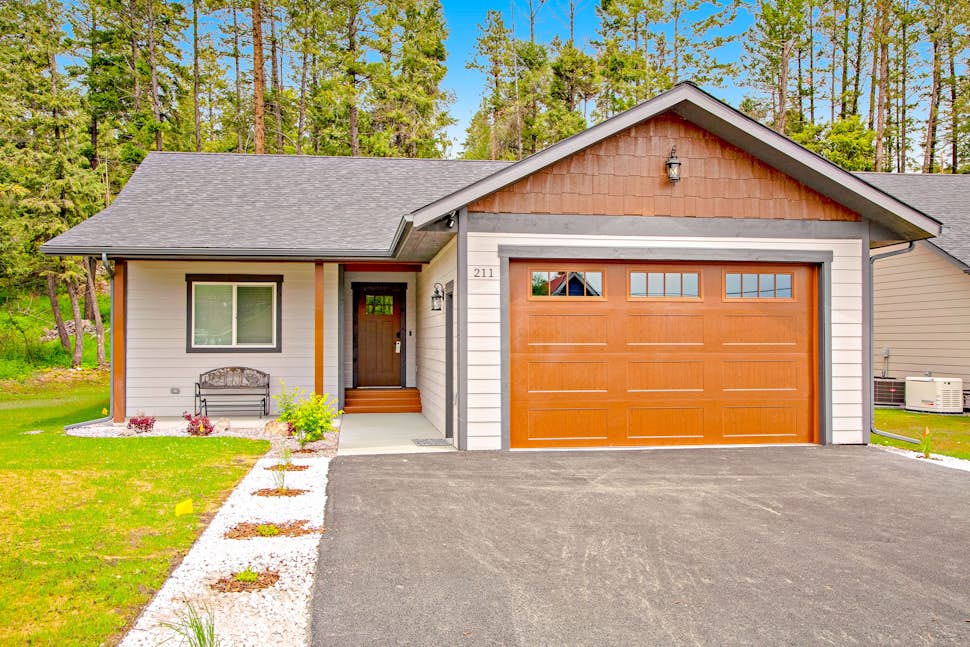 Lake Time 2 BD Lakeside, MT Vacation Rental Vacasa