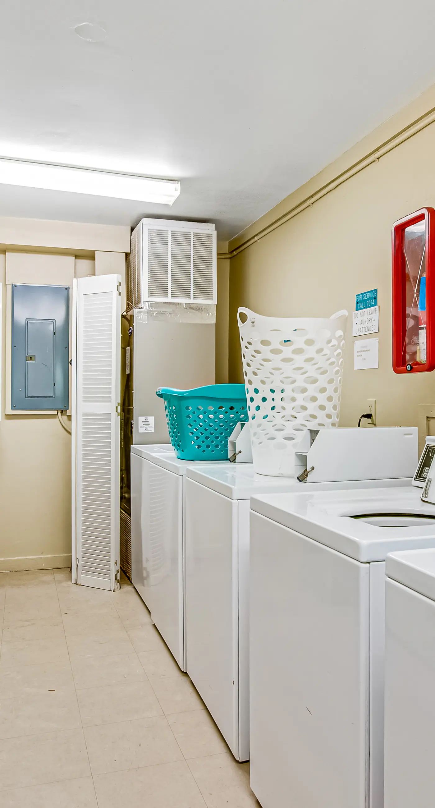 HH Beach & Tennis 158B