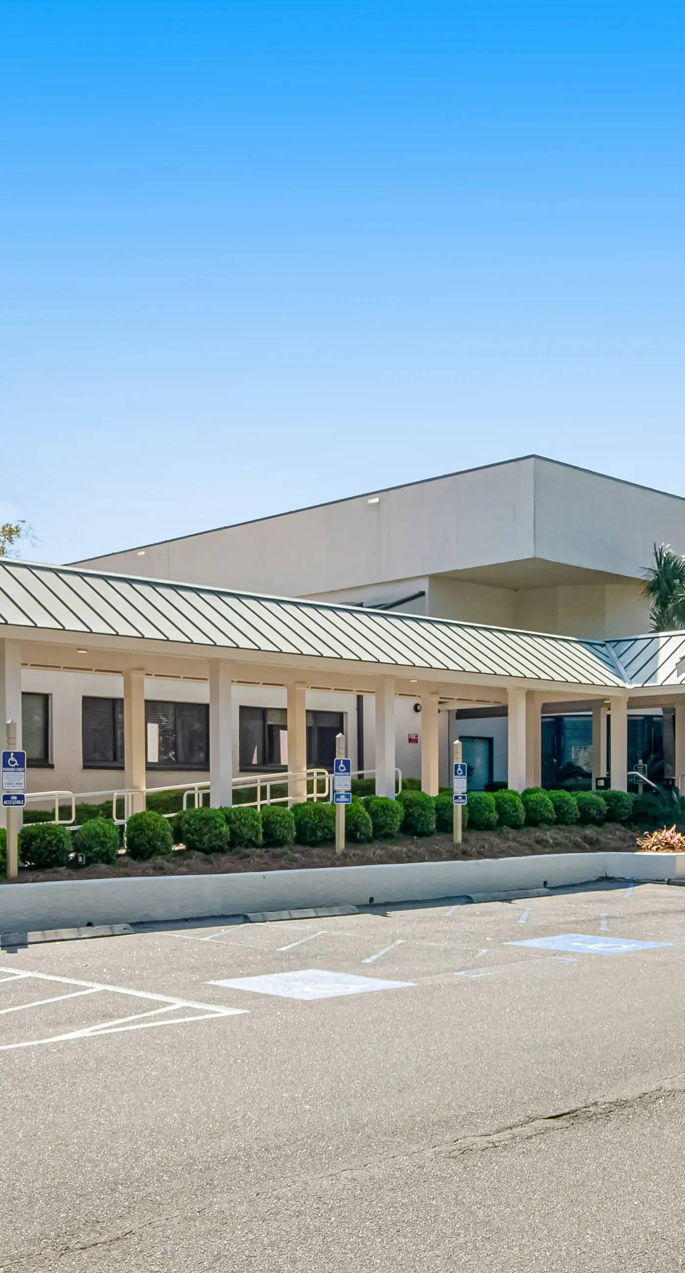 HH Beach & Tennis 158B