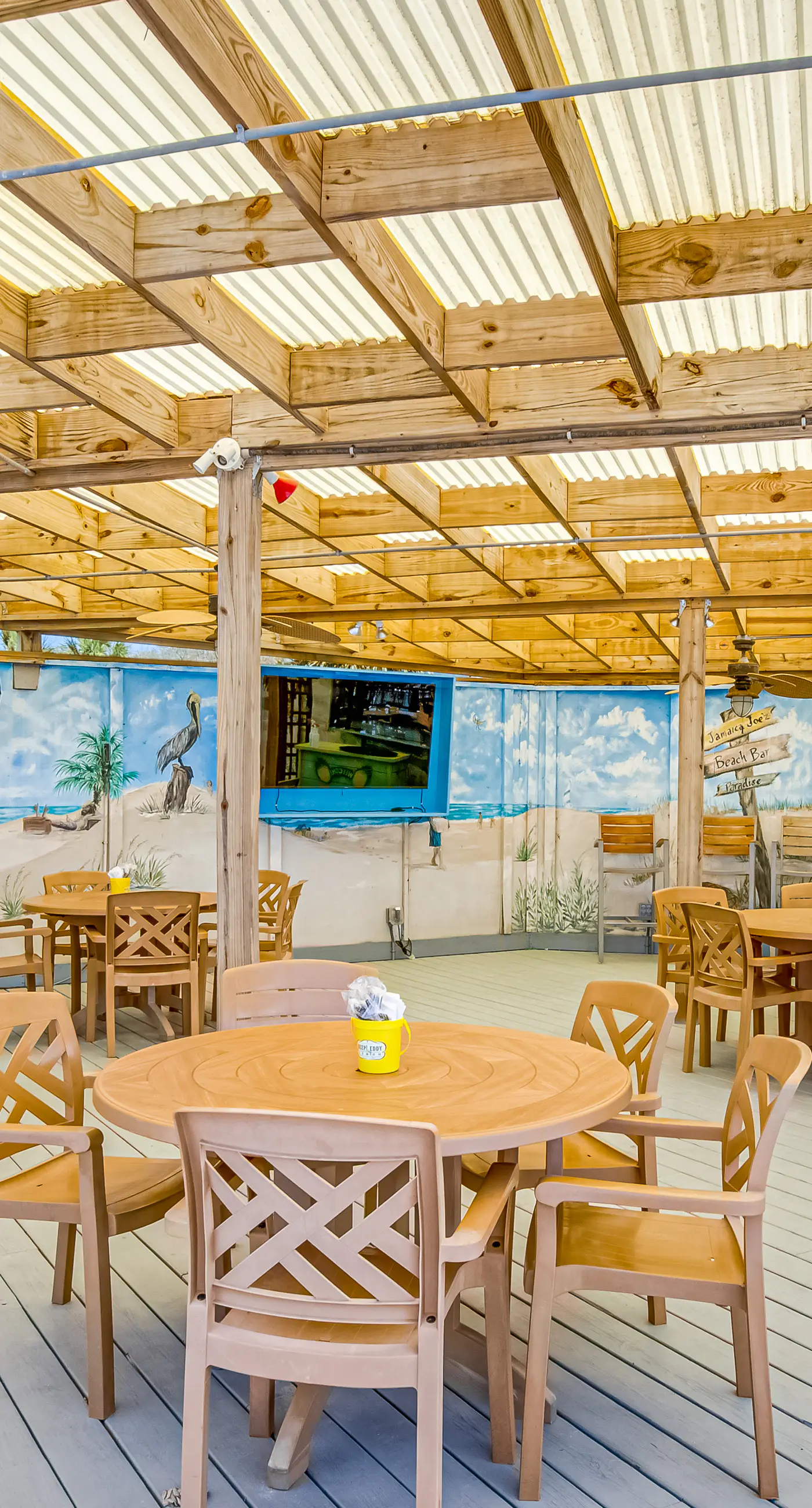 HH Beach & Tennis 158B