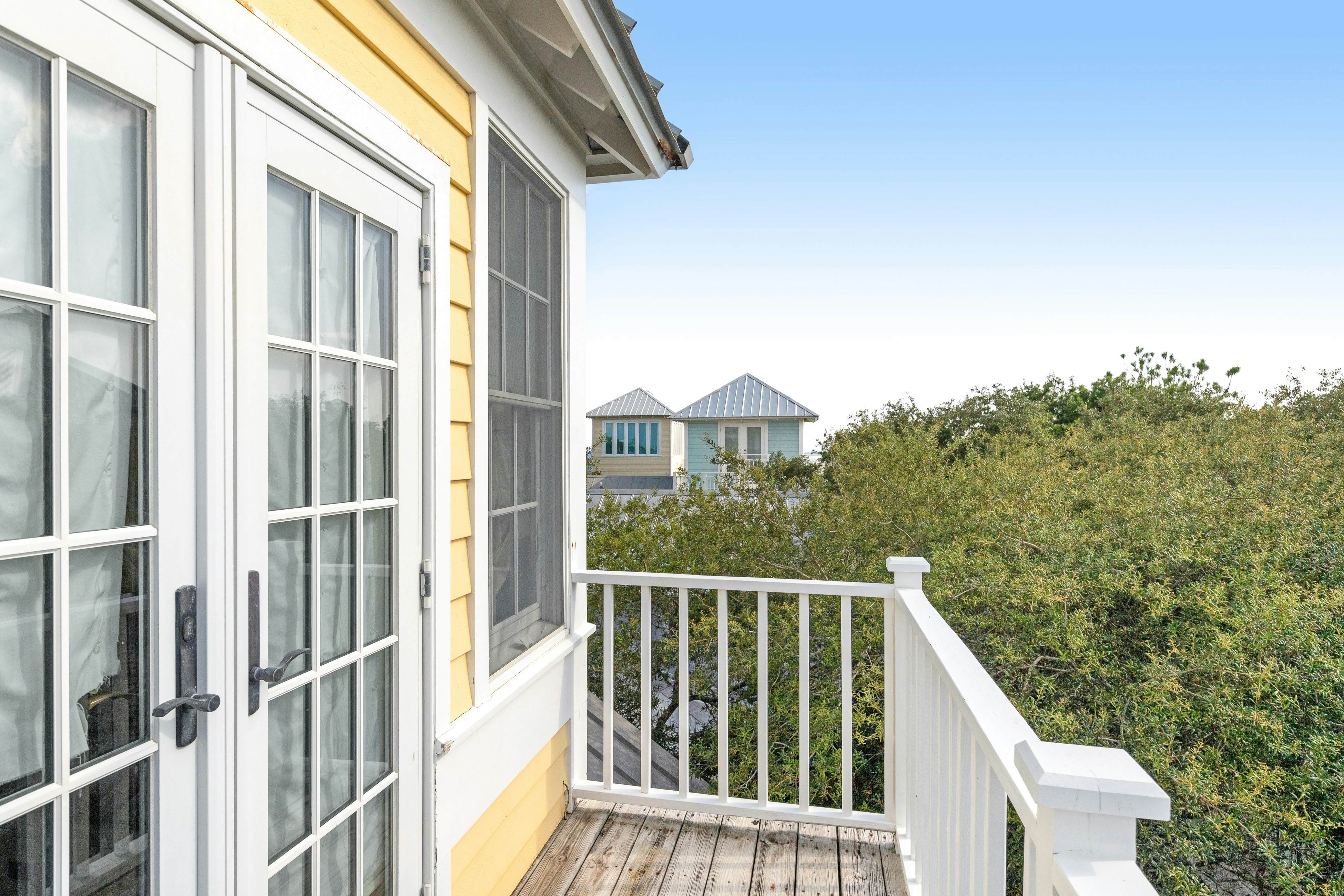 Seaside - Nobellah's Retreat