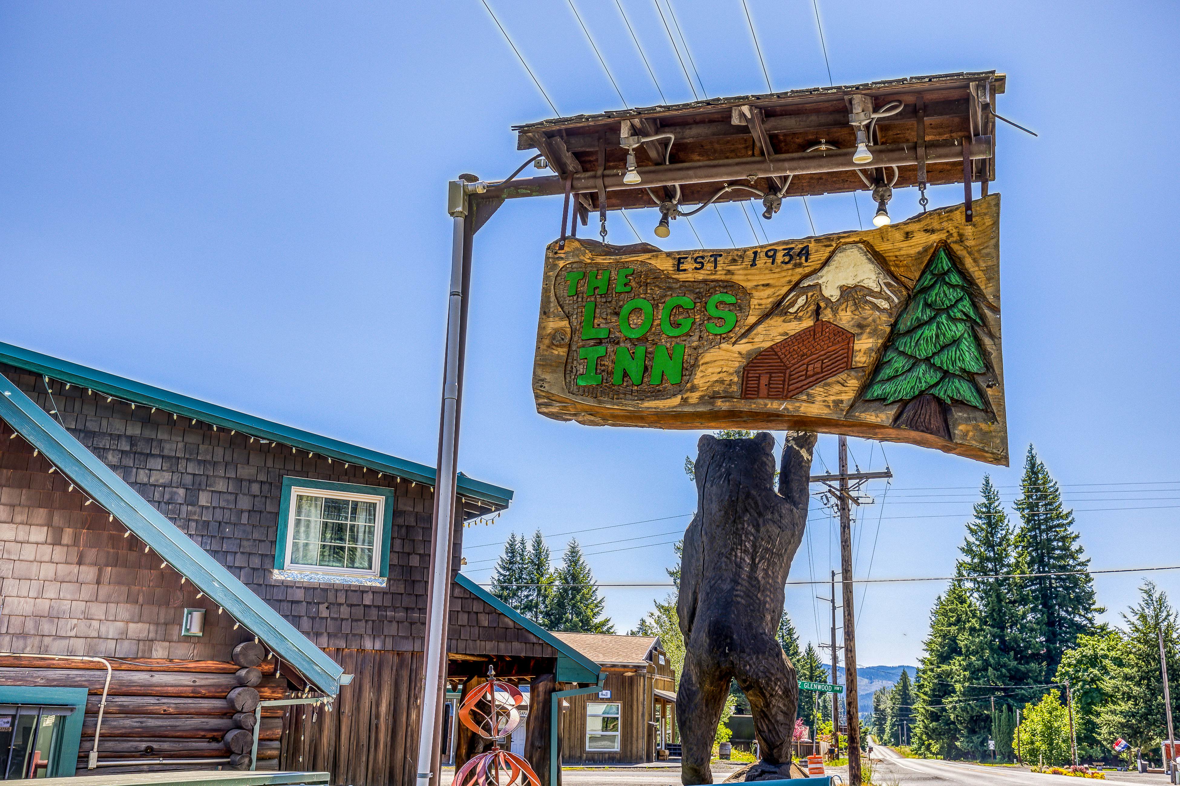 The Logs Birds Paradise