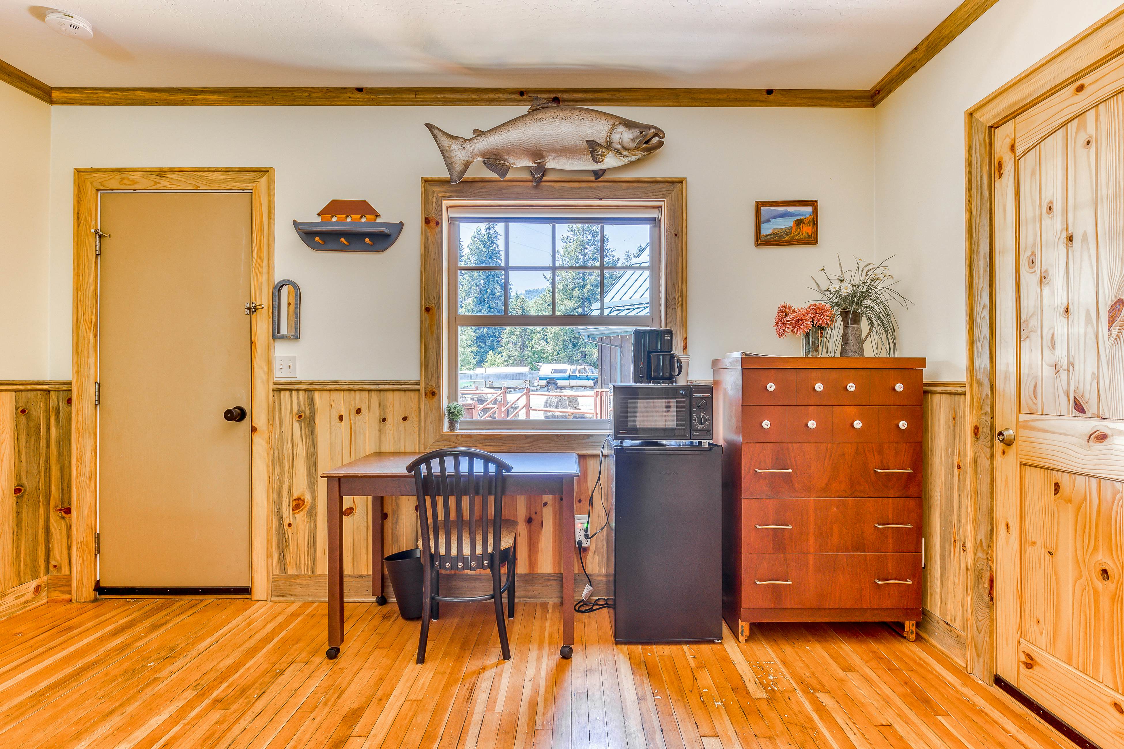 The Logs White Salmon