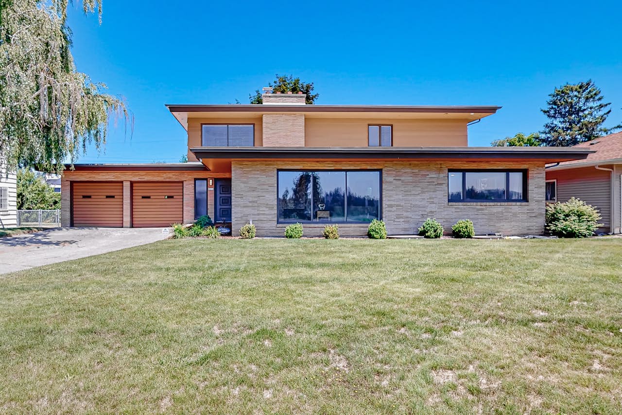 Downriver House 3 BD Spokane, WA Vacation Rental Vacasa