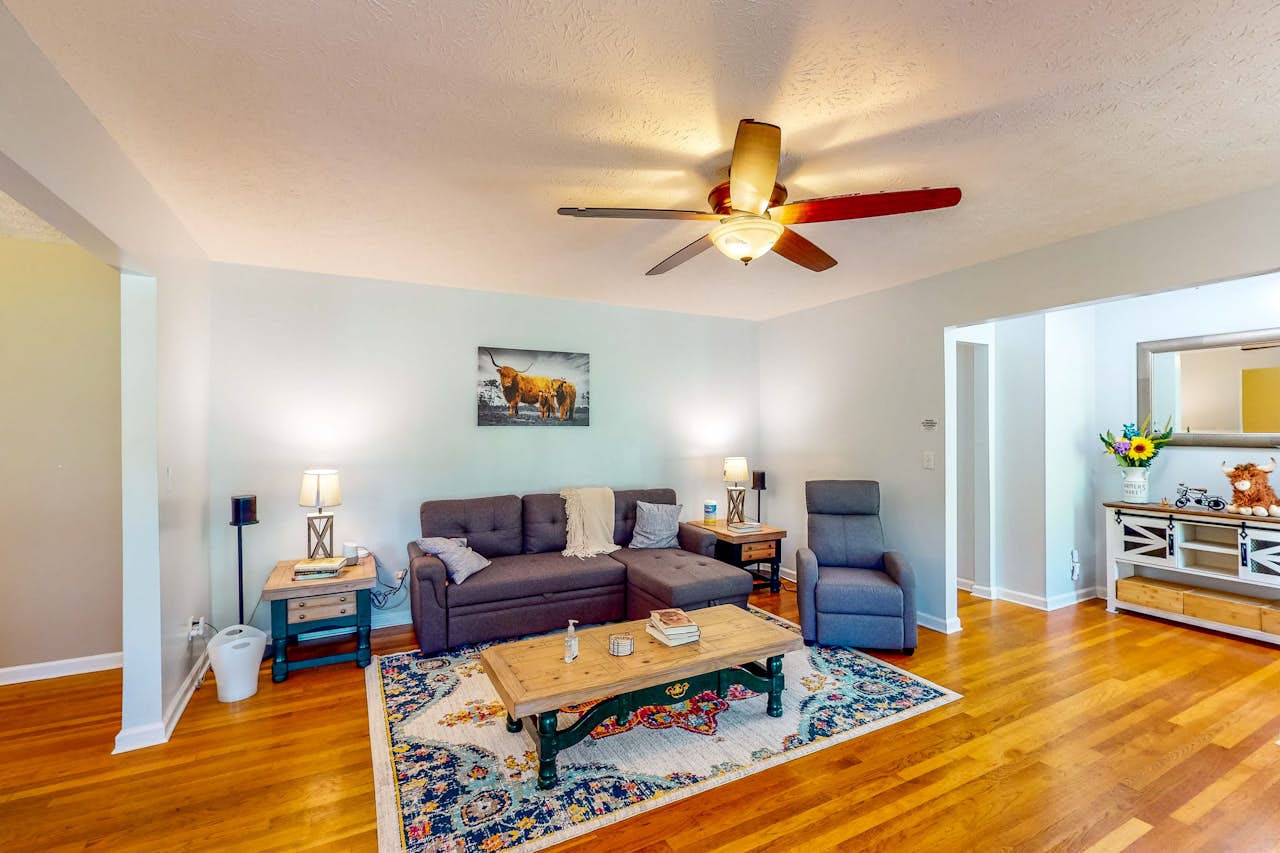 Black Creek Farm 3 BD Danielsville, GA Vacation Rental Vacasa