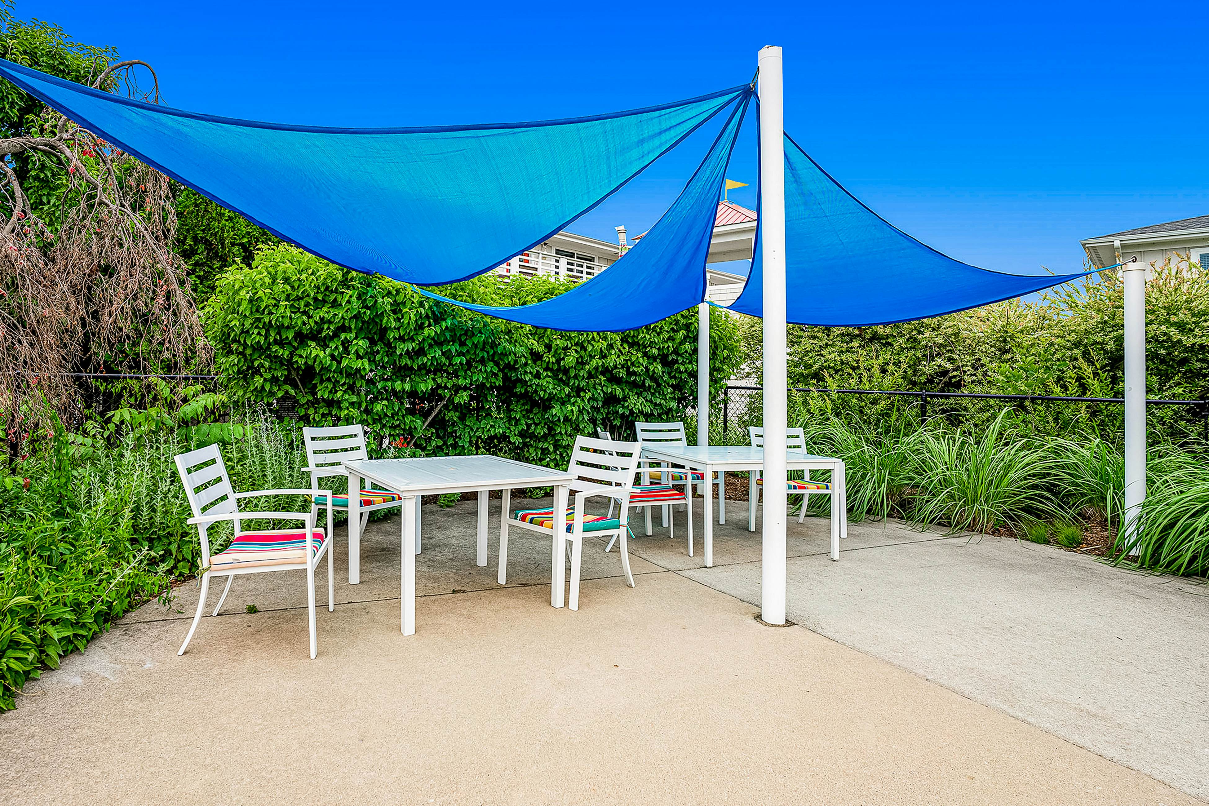 Lake Living at Northern Lights Condo 10