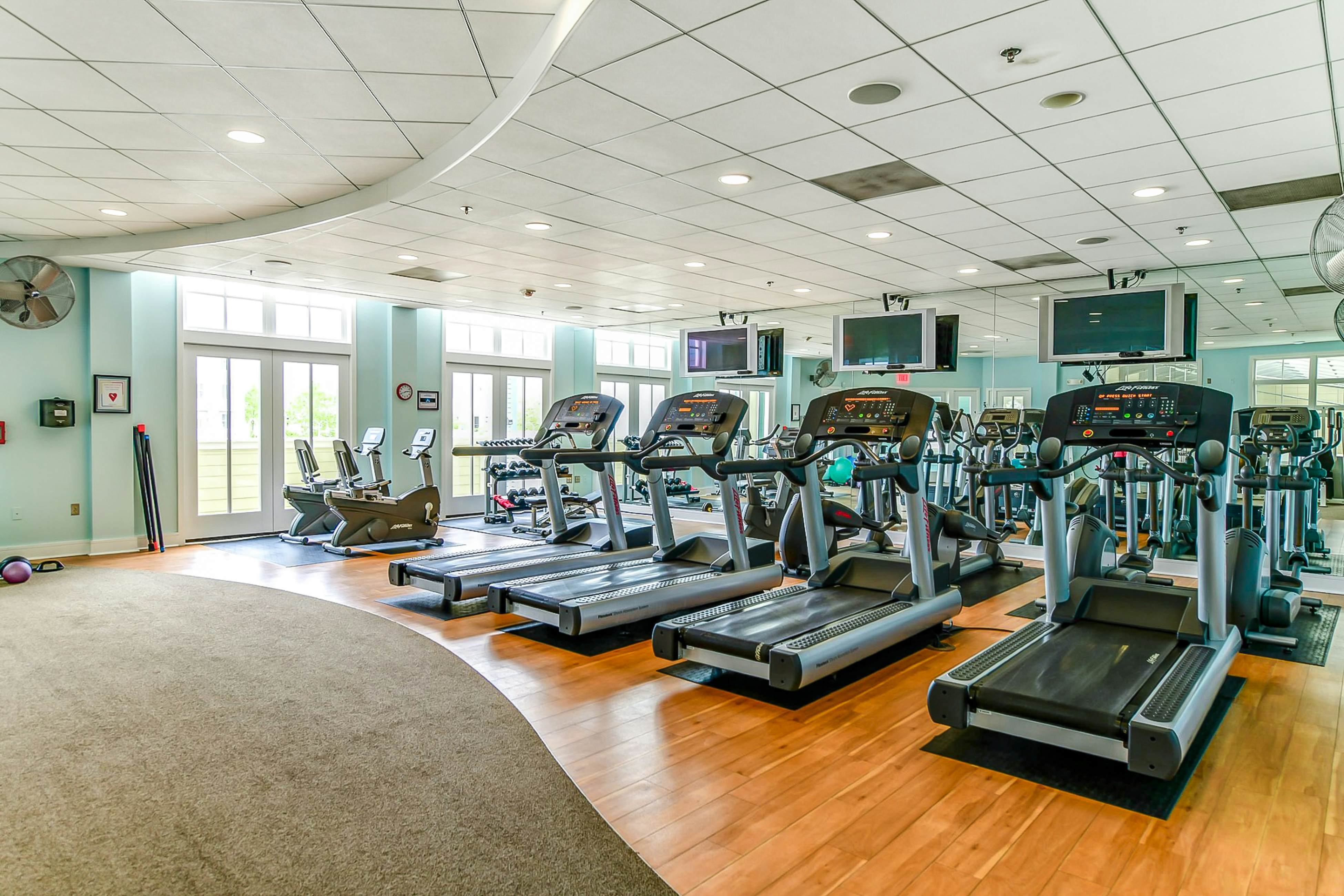 Sunset Island - 7 Fountain