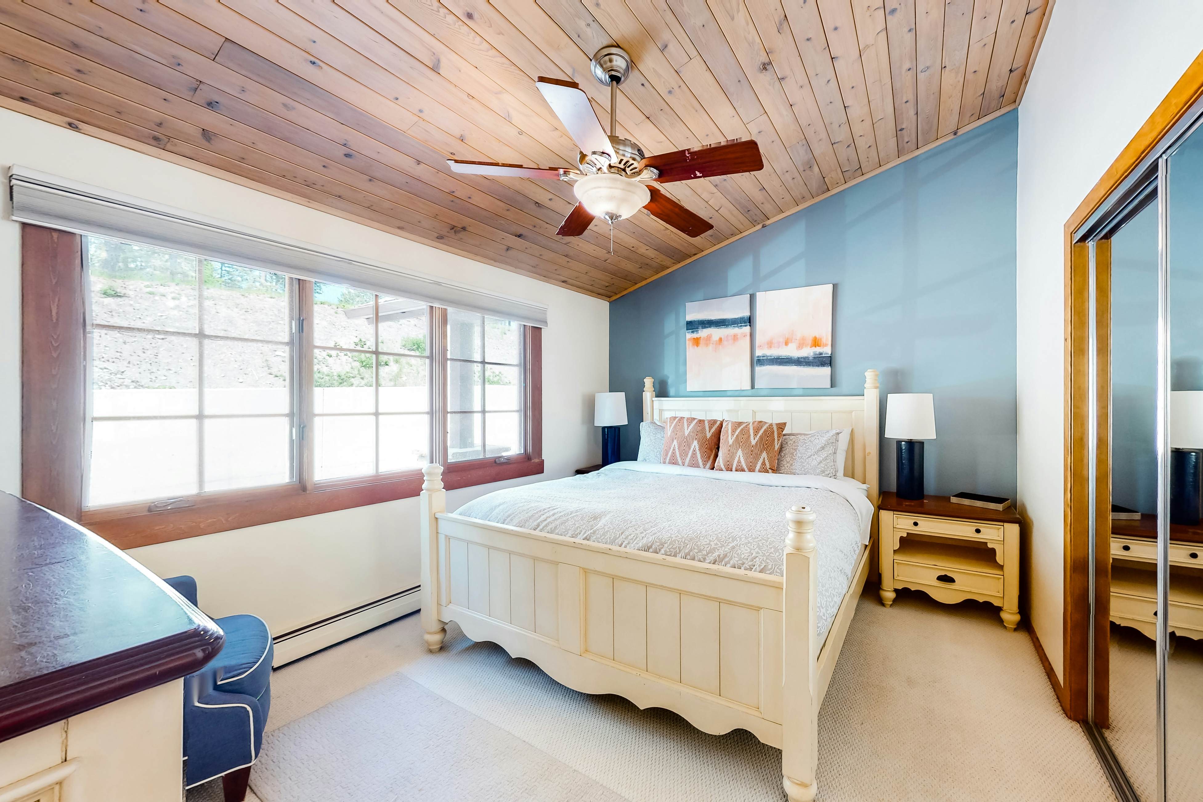 Bay Point Hillside 16B