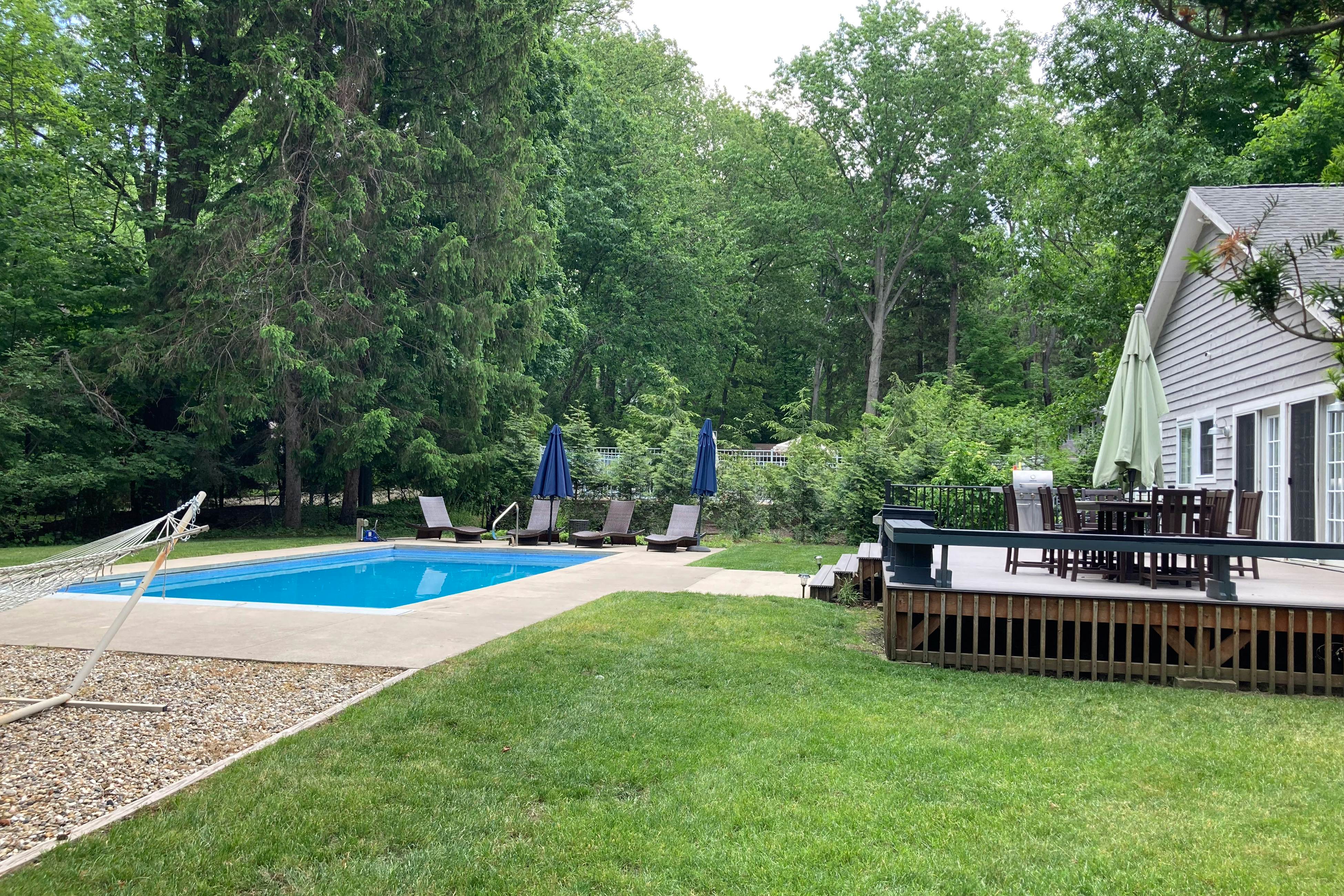 Ravenswood Pool House 4 BD Sawyer, MI Vacation Rental Vacasa