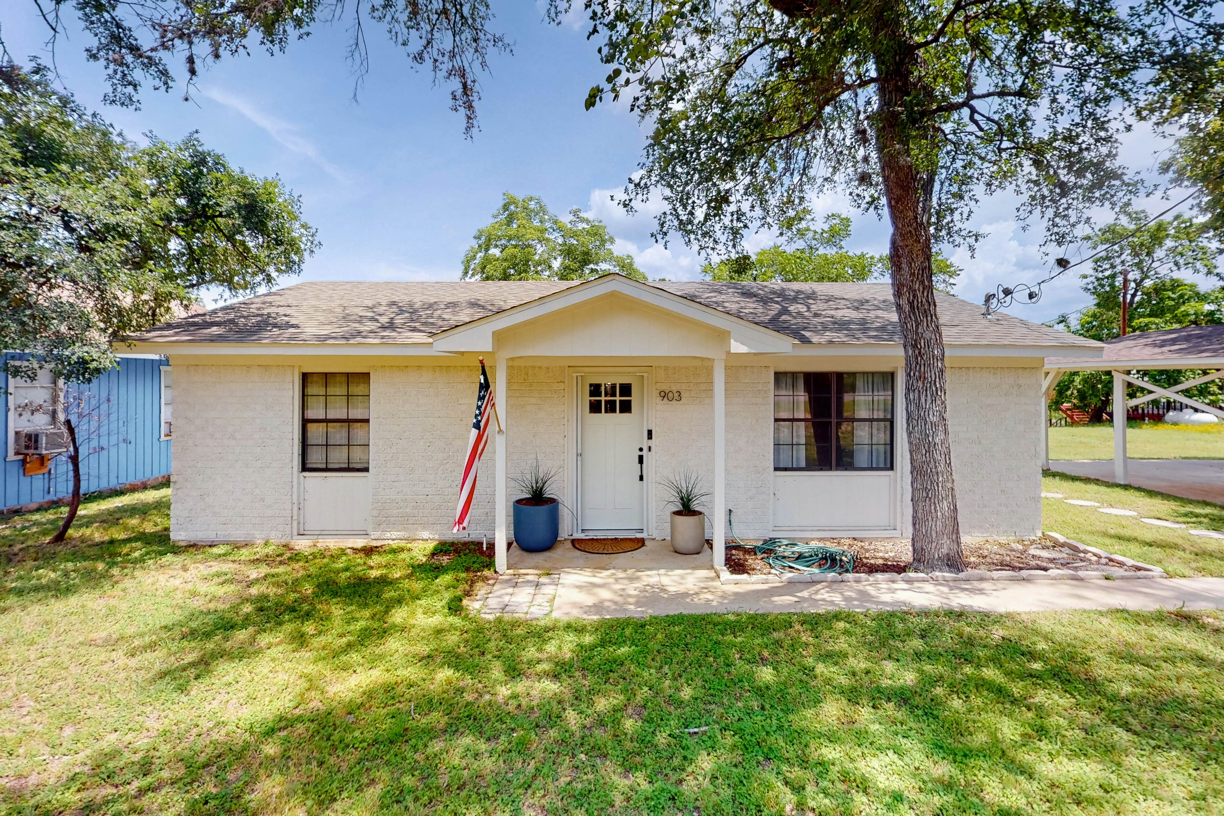 Woodland Hills Retreat