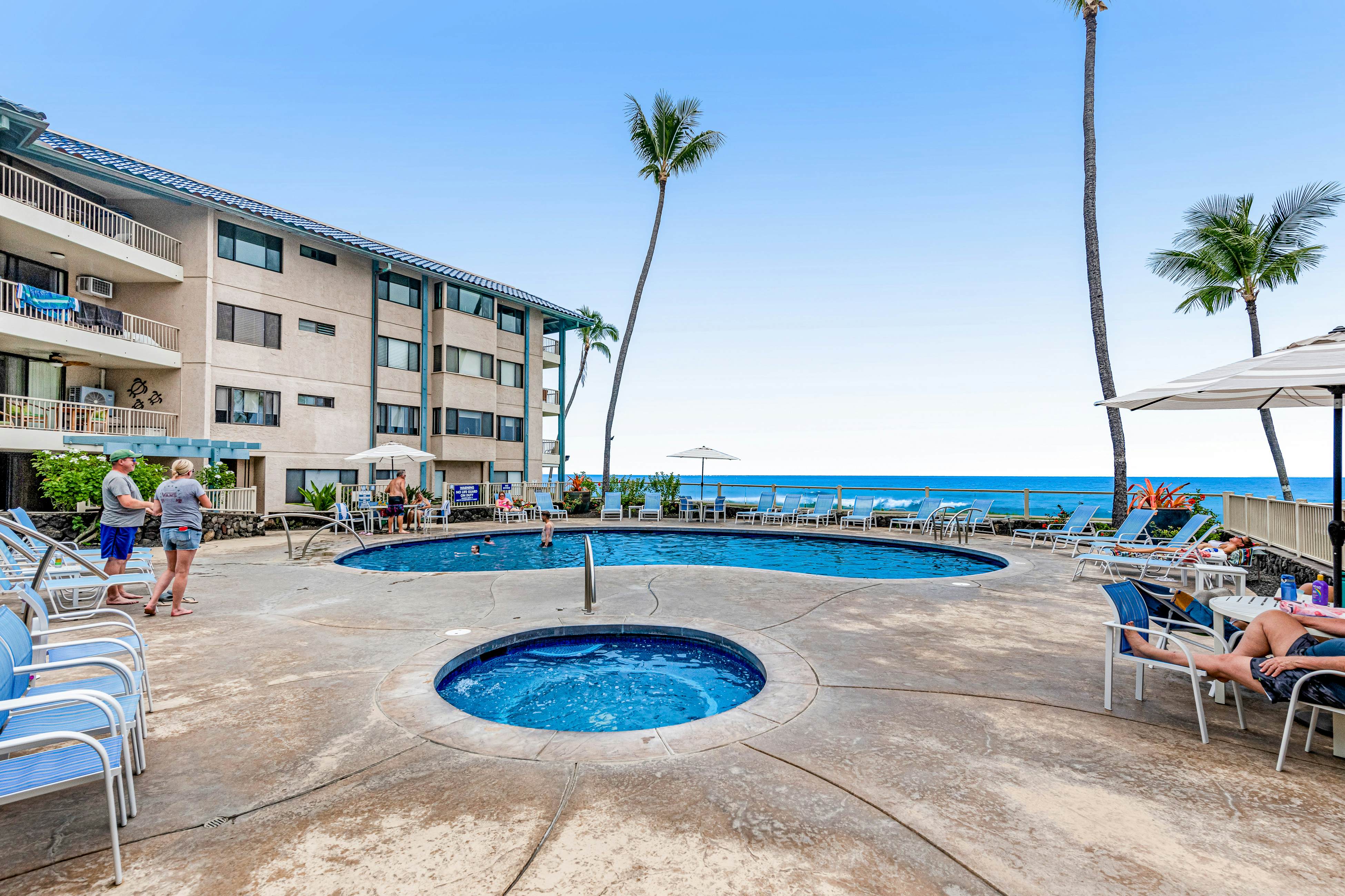 Kona Reef Oceanfront Condo, D6