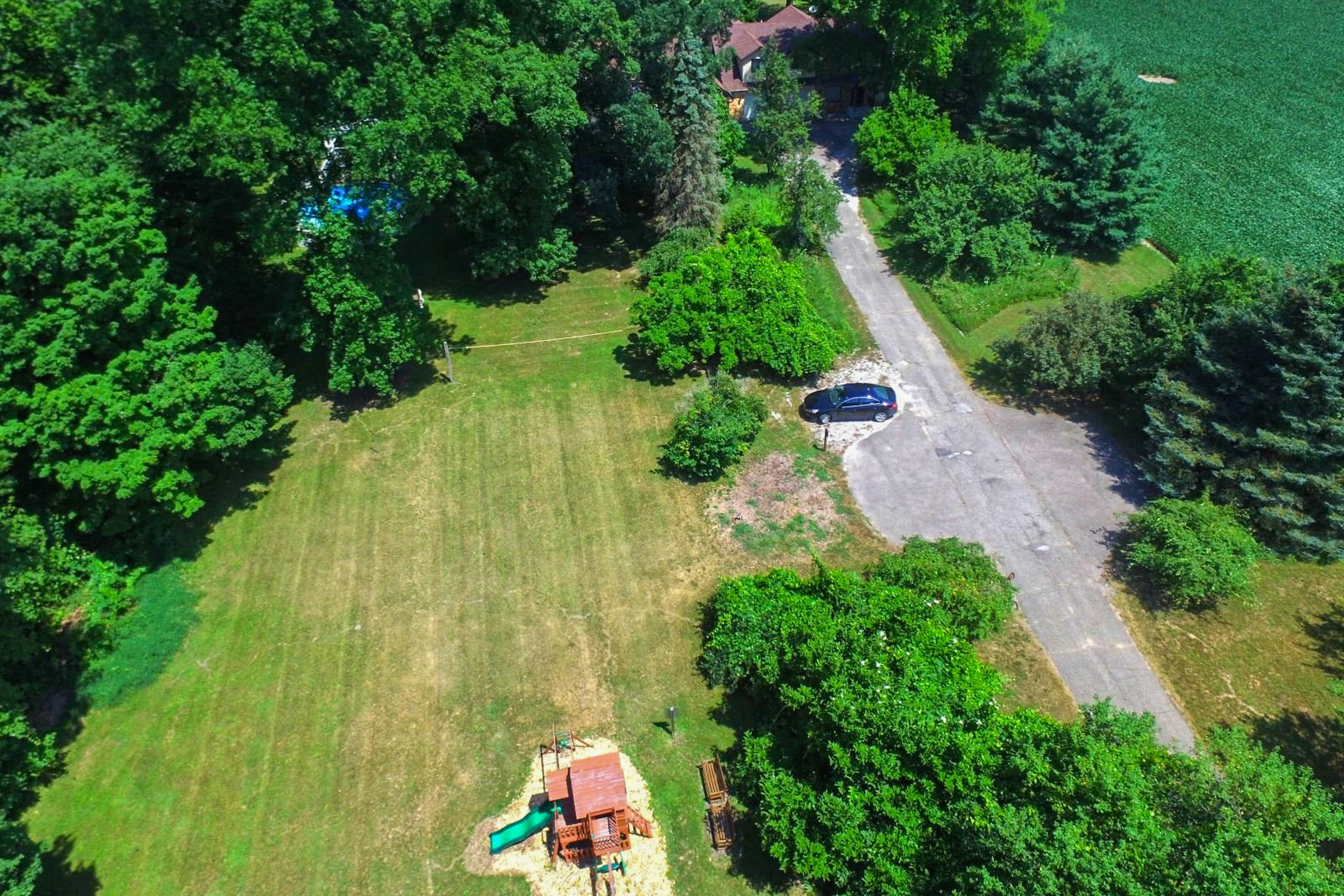 Harbor Country Family Lodge