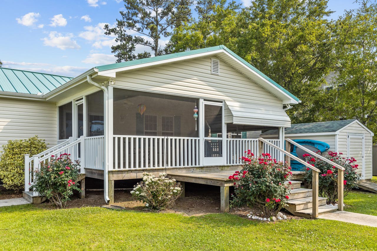 Shell Landing Retreat 3 BD Beaufort, NC Vacation Rental Vacasa
