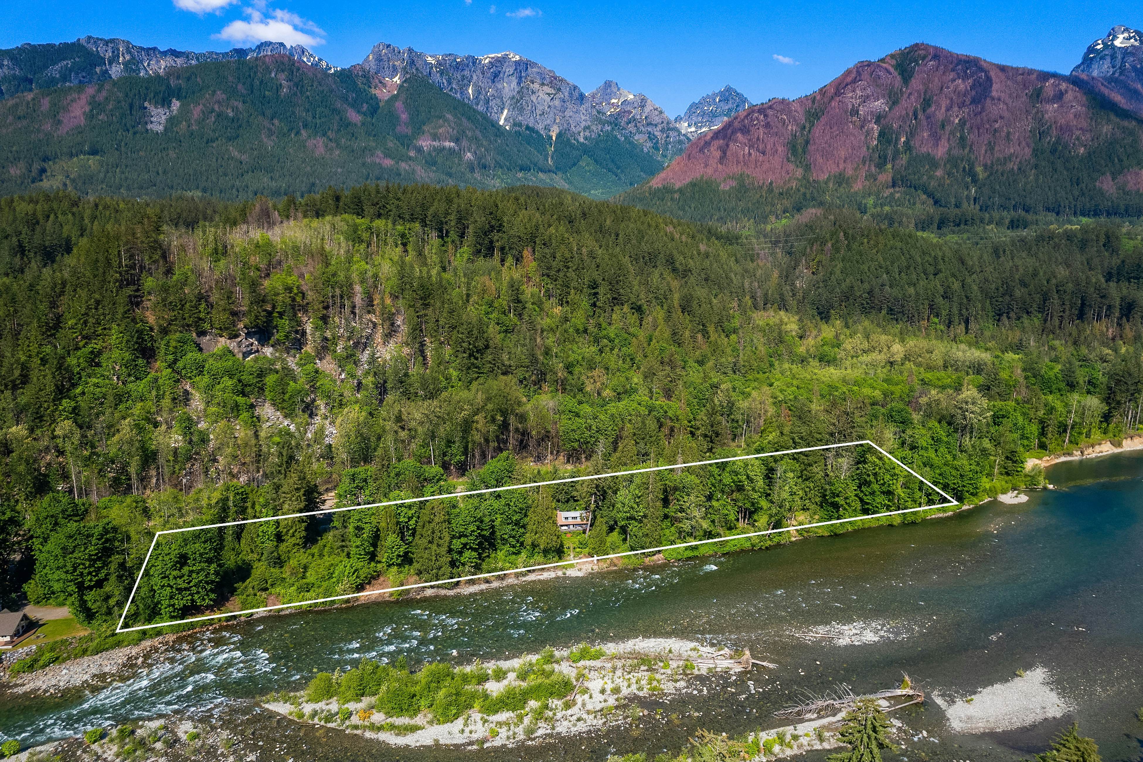 Timber Creek Cabin 2 BD Index, WA Vacation Rental Vacasa