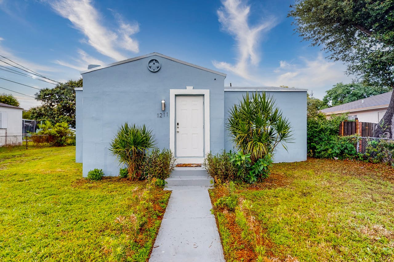 Miami Beach House 3 BD Miami, FL Vacation Rental Vacasa