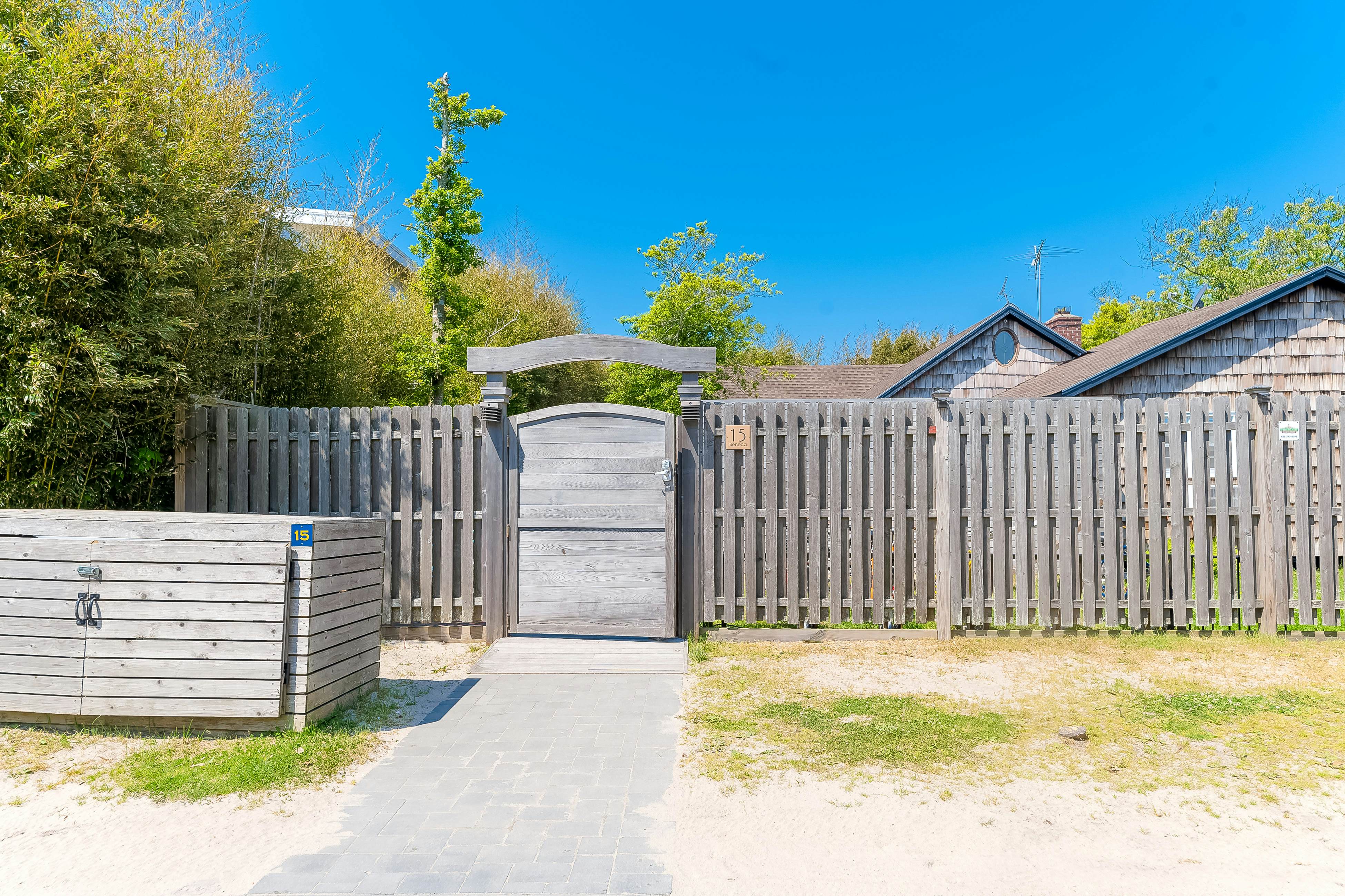 15 Seneca