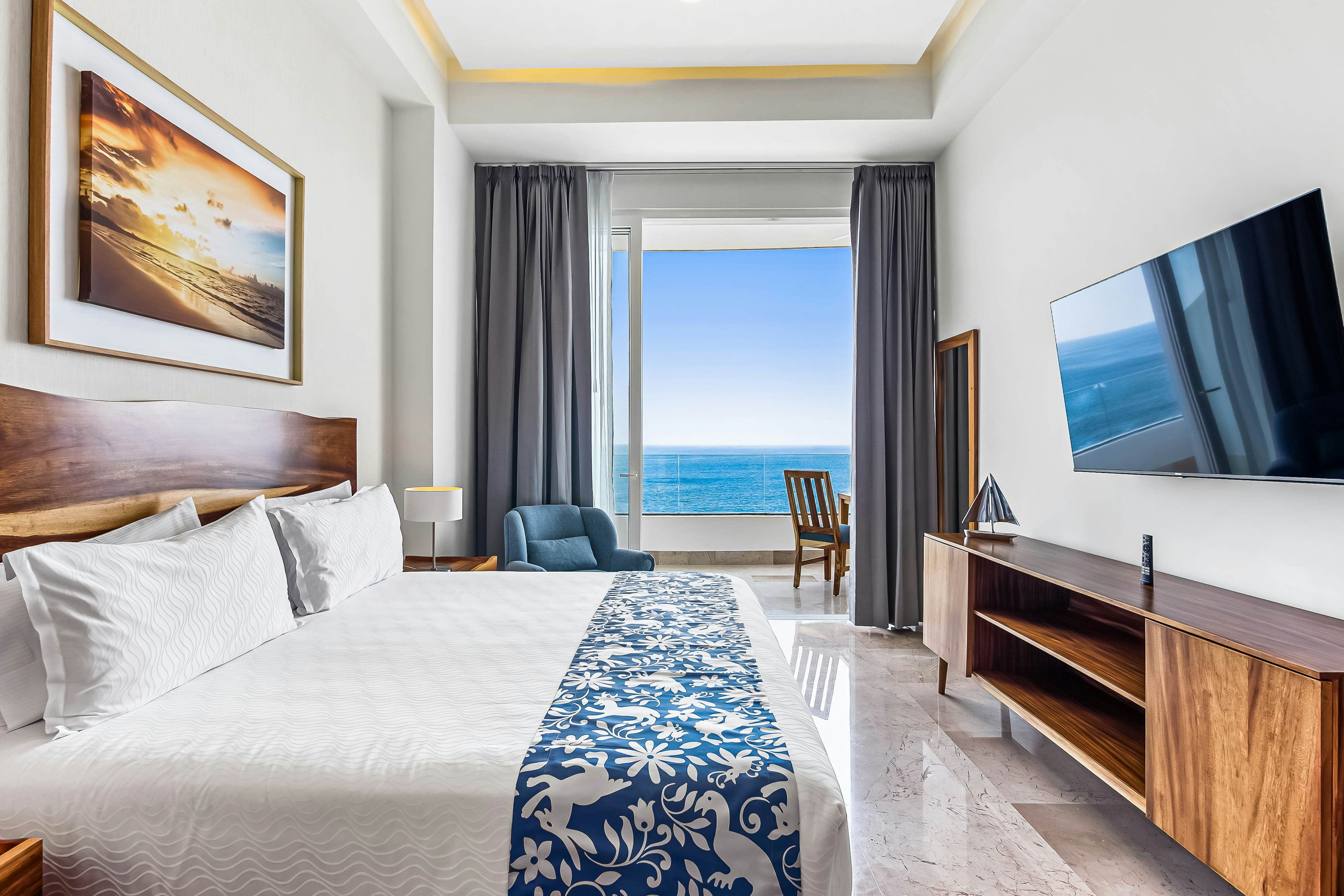 Blue Horizon 502 at Residences