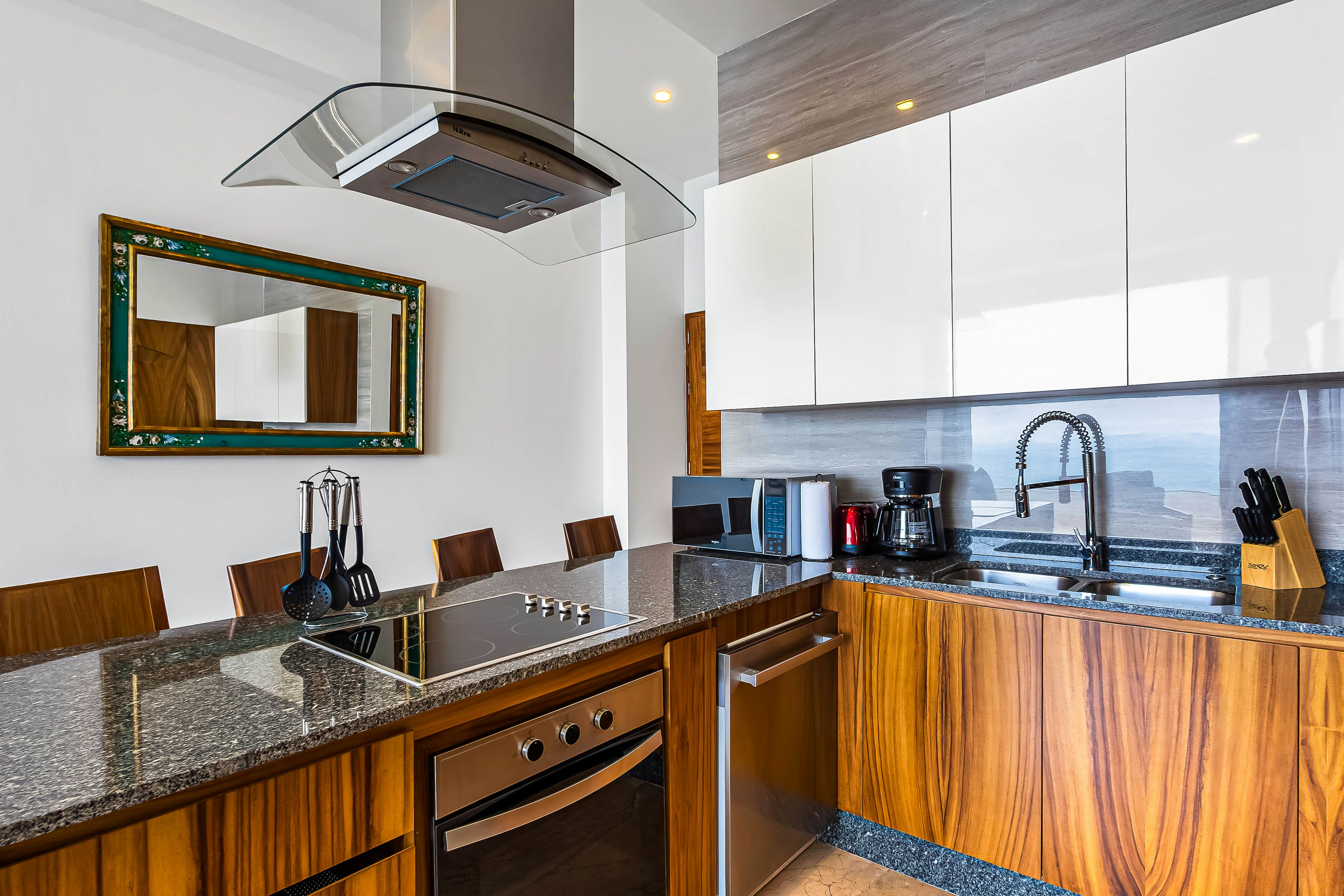 Blue Horizon 502 at Residences