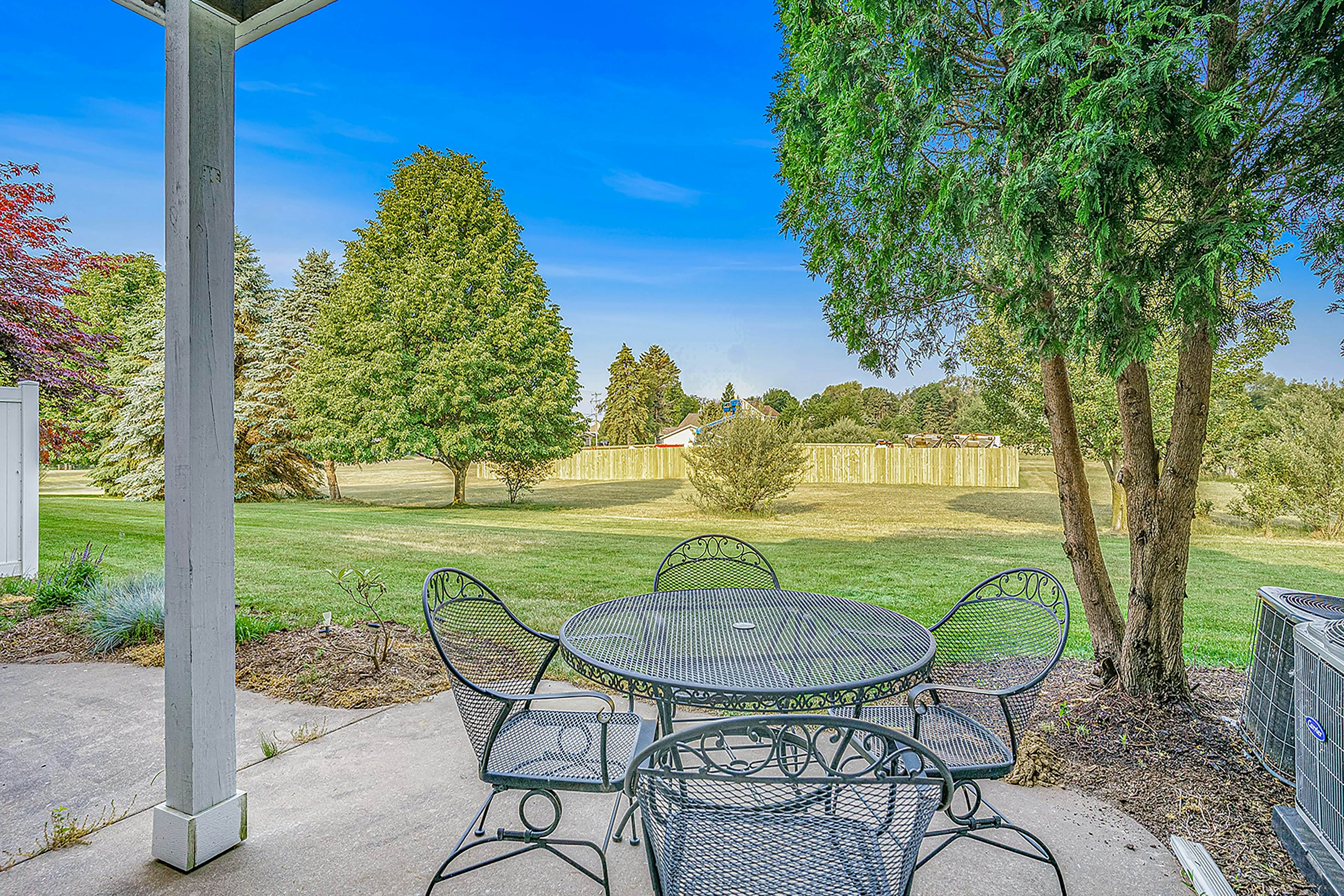 Northern Lights Condominiums - Bluebird Condo