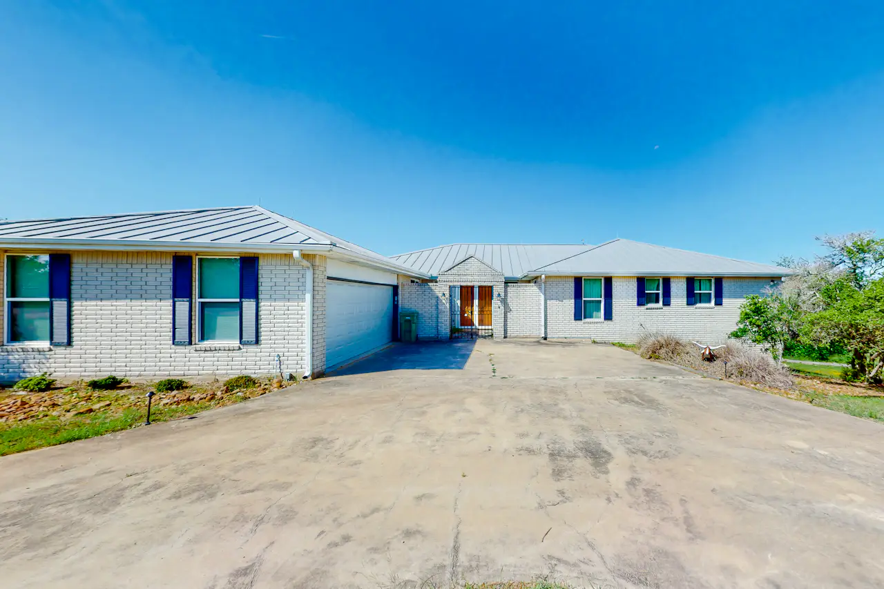Hilltop Holiday 3 BD Kerrville, TX Vacation Rental Vacasa