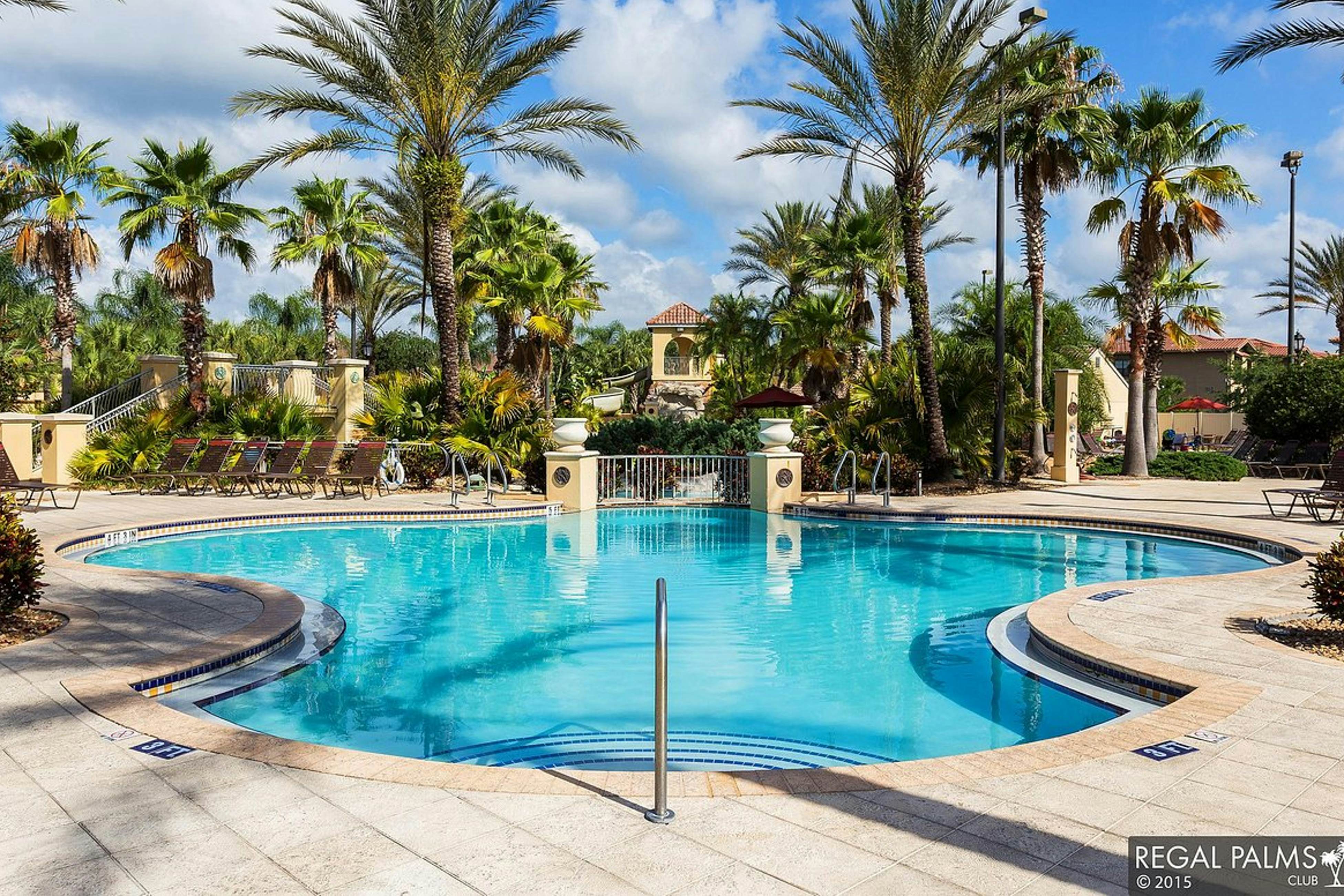 Mermaid Cove - Regal Palms Resort