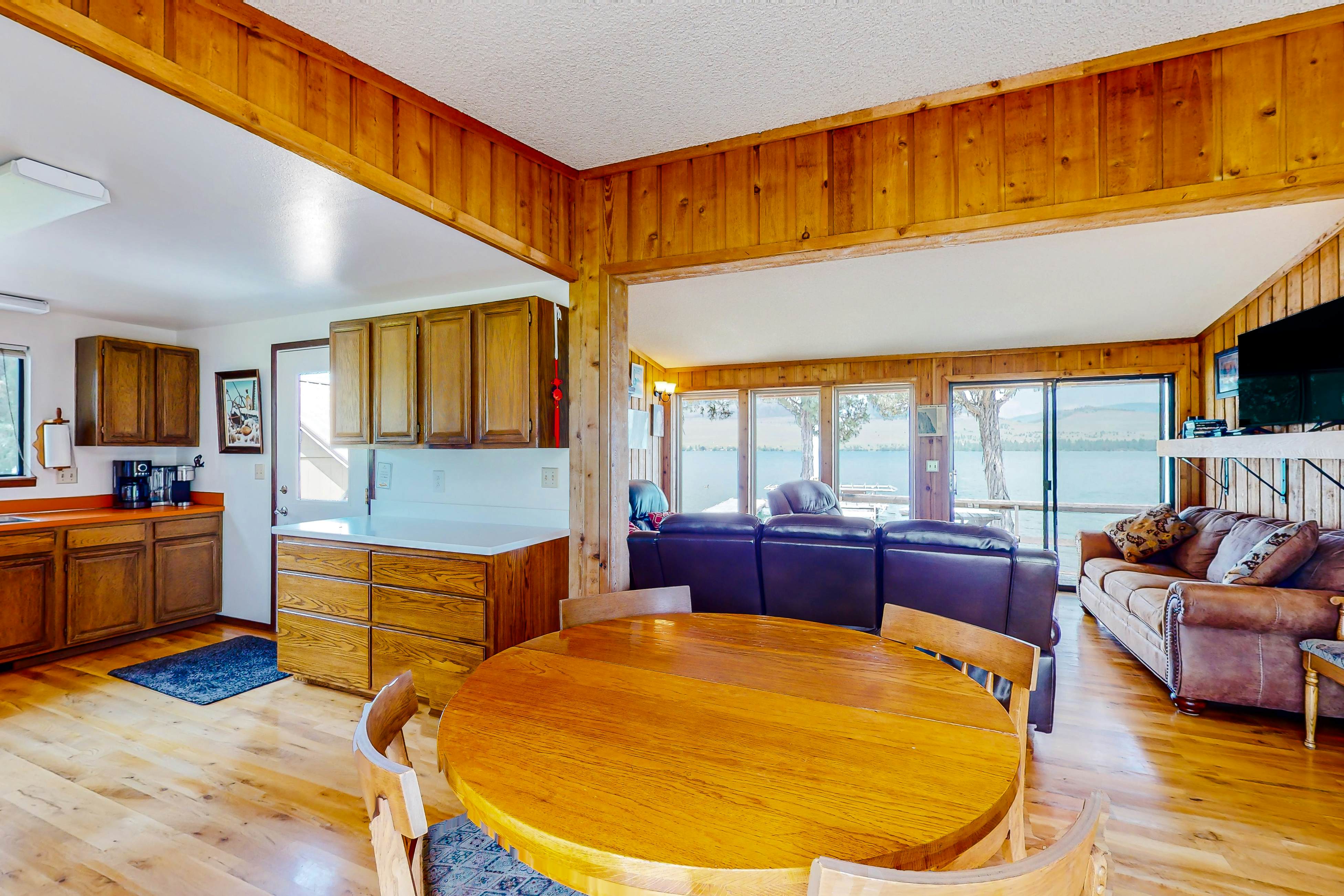 The Meadowlark Cabin